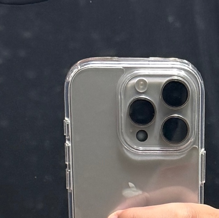 Apple iPhone 16 Pro 256GB Natural Titanium (Korean Ver.) 착용 스타일