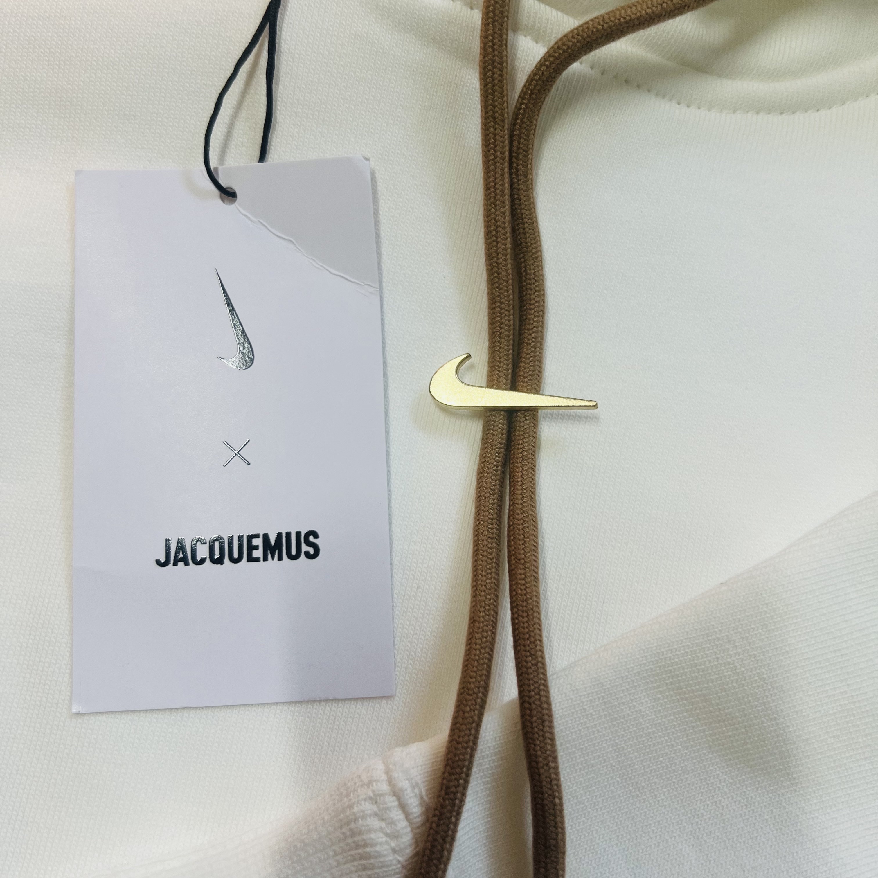 Nike x Jacquemus NRG Fleece Hoodie Sail - US/EU 착용 스타일 - 3
