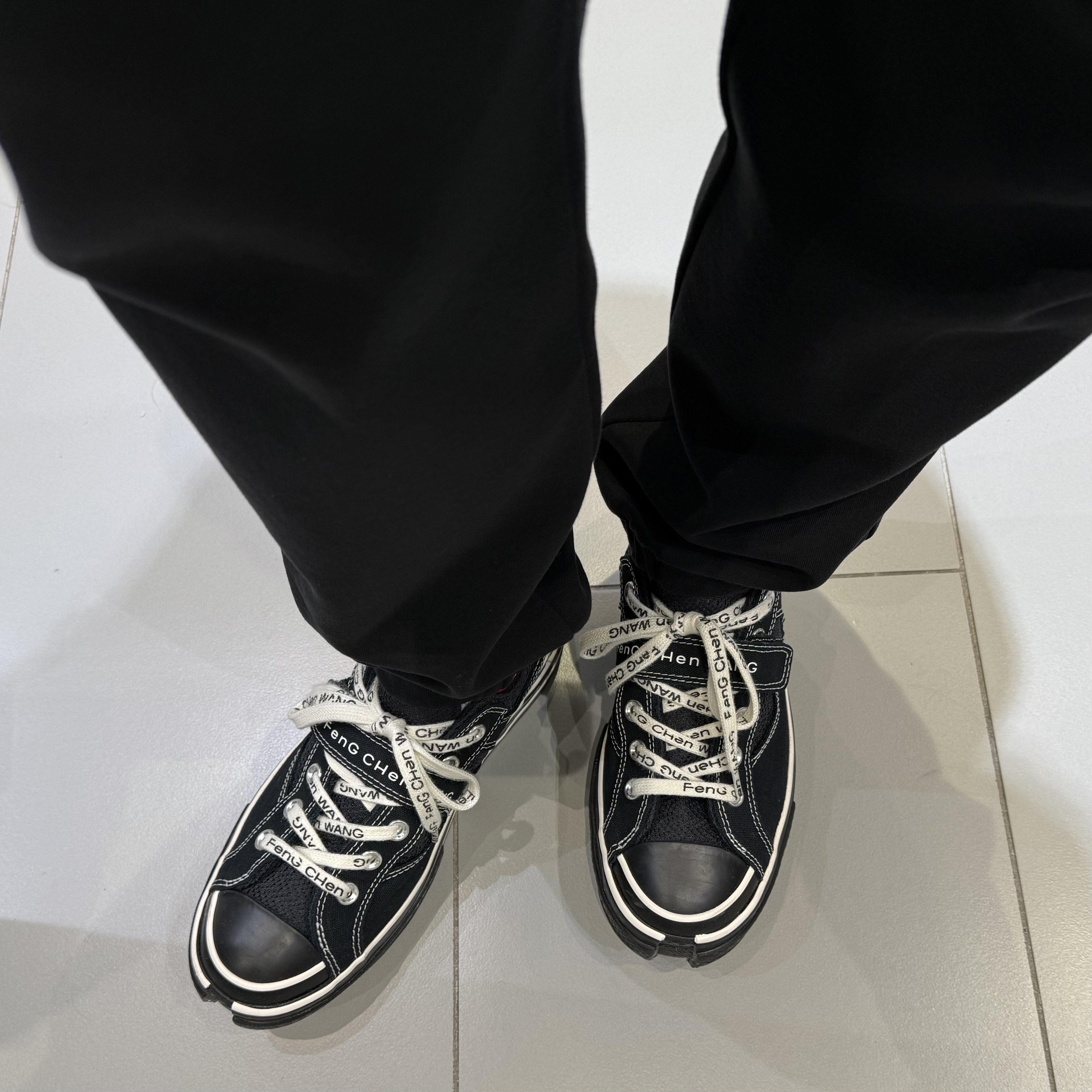 Converse x Feng Chen Wang Chuck 70 Ox 2-in-1 Black 착용 스타일