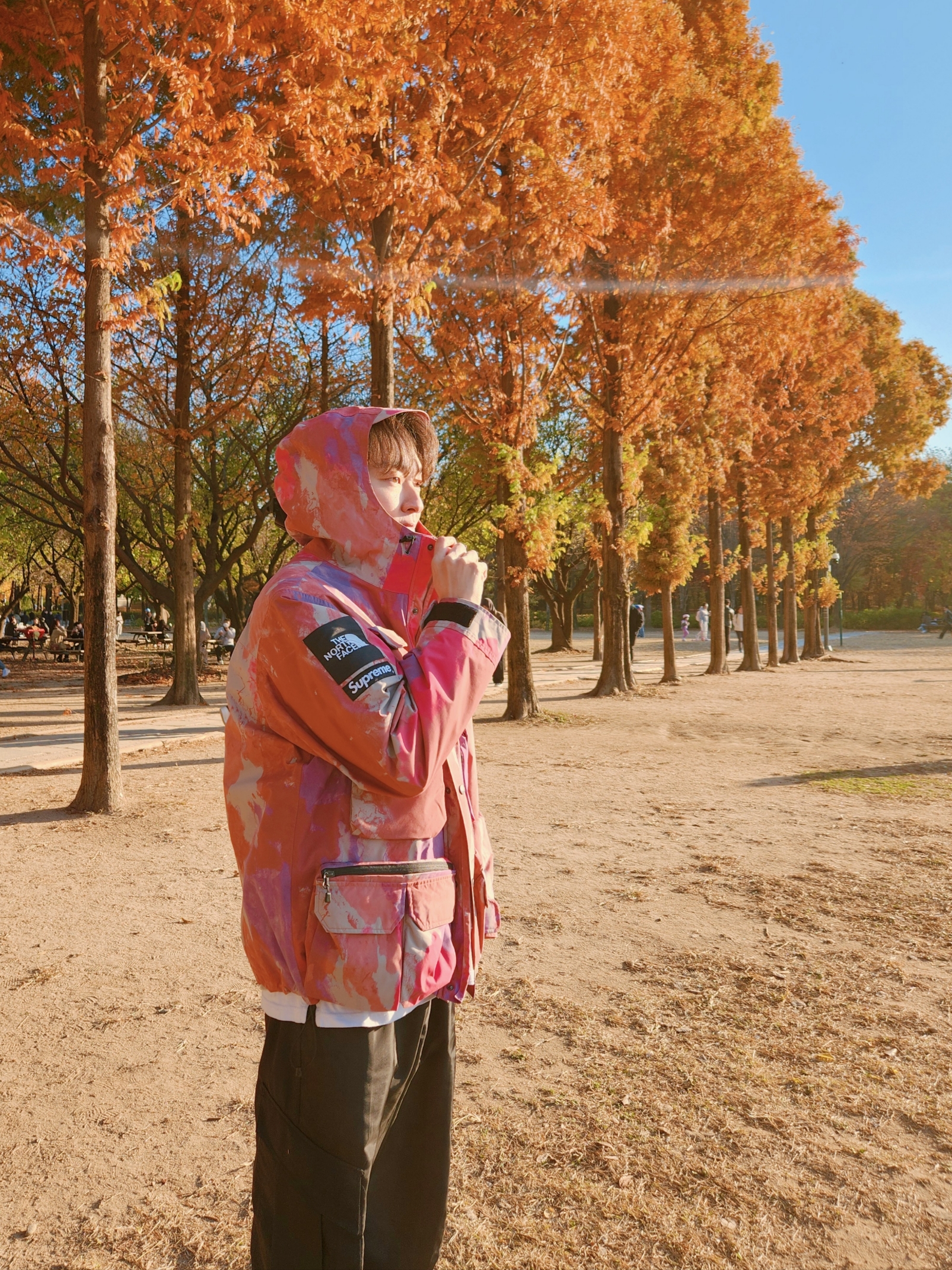 Supreme x The North Face Cargo Jacket Multi-Color - 20SS, Asics x Ronnie Fieg Gel-Kayano 12.1 Cream Pure Aqua 착용 스타일 - 2
