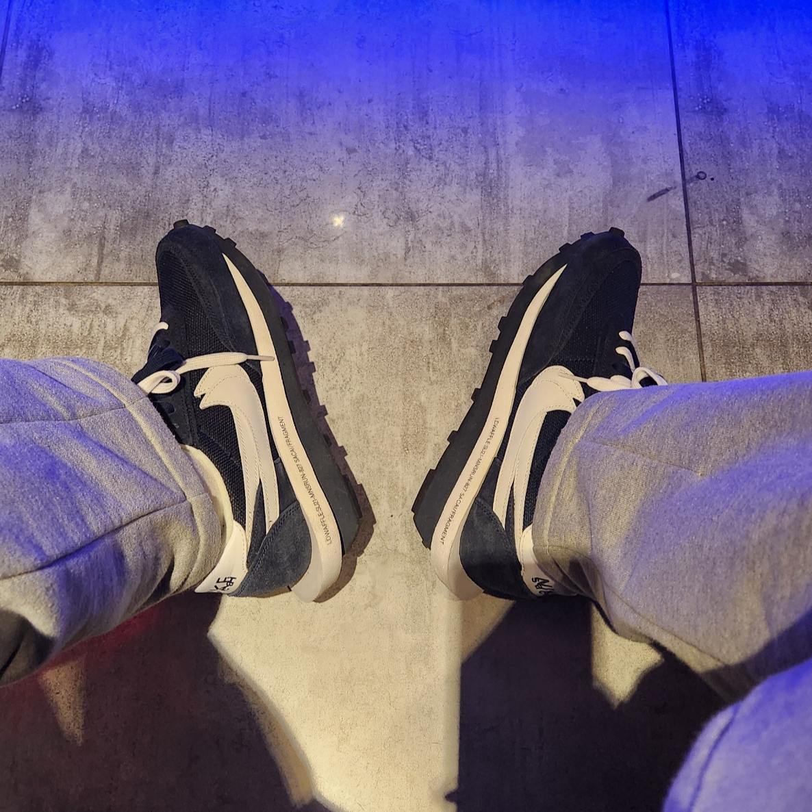 Nike x Sacai x Fragment LDWaffle Blackened Blue, C.P. Company Pro-Tek Hooded Jacket Total Eclipse Blue - 23FW 착용 스타일 - 2