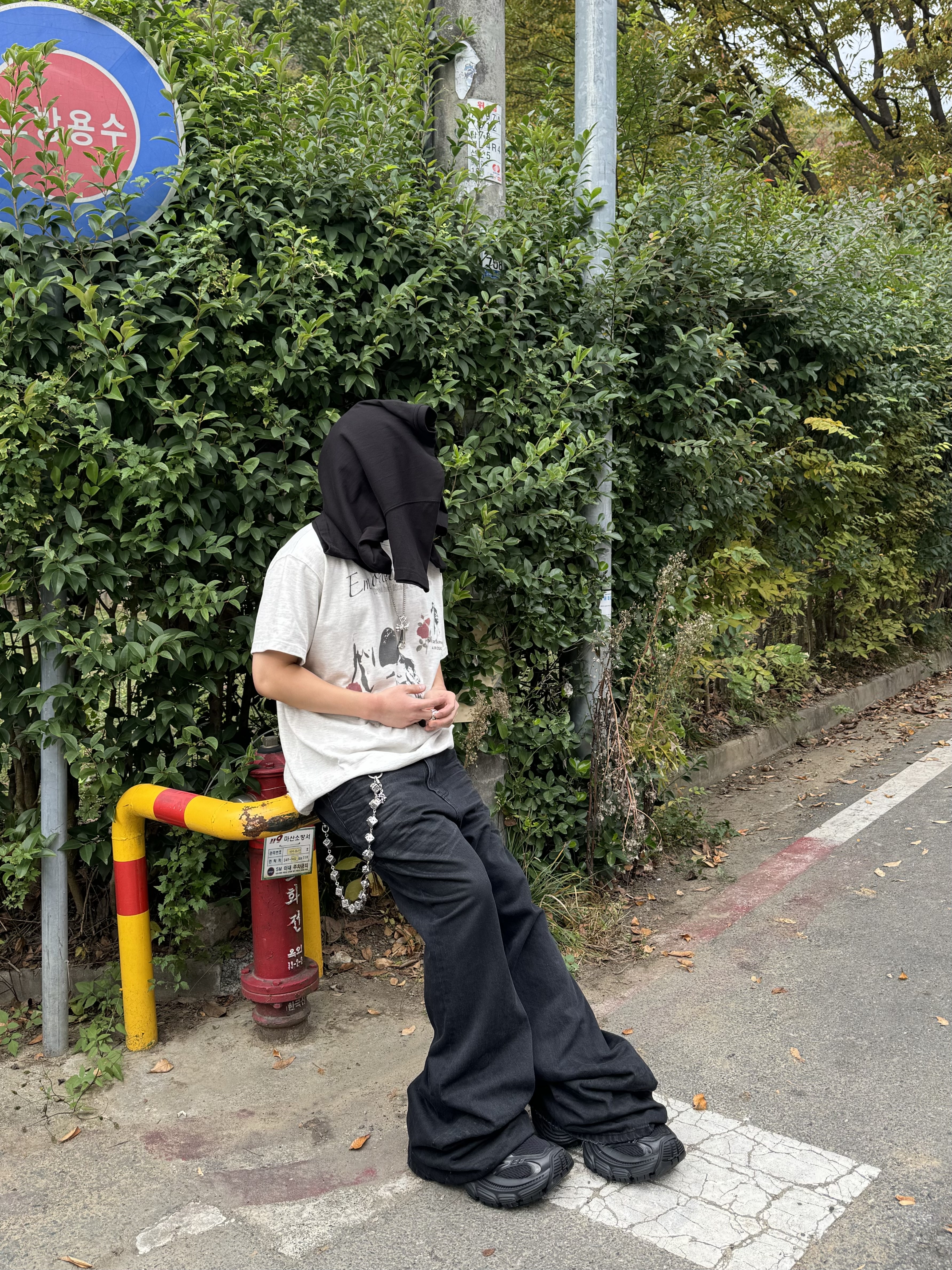 Balenciaga 10XL Sneakers Black 착용 스타일 - 2