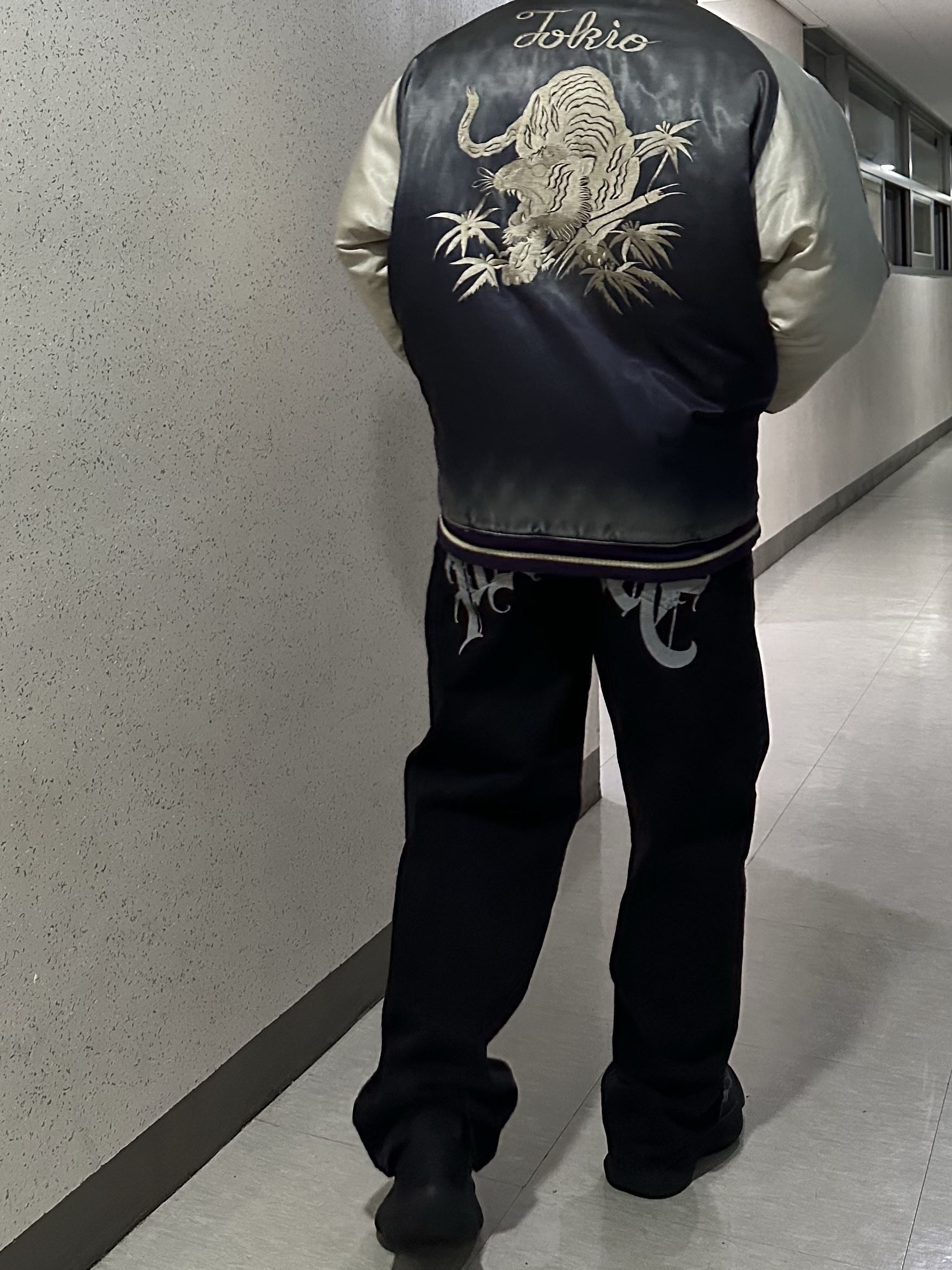 Palace EL Script P90 Baggy Jean Black - 24FW, Asics x Taka x One Ok Rock One Black 착용 스타일