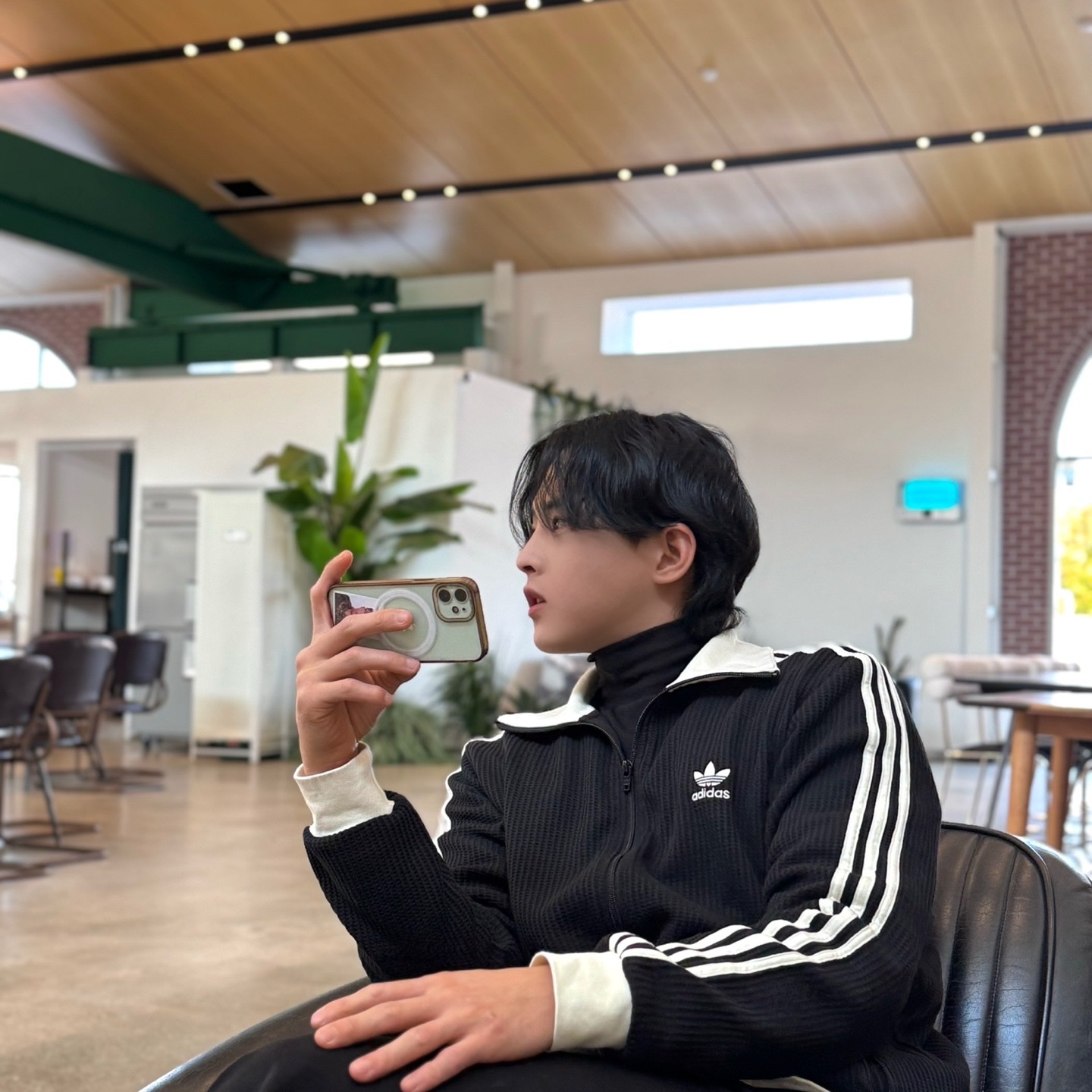 Adidas Waffle Beckenbauer Track Top Black - KR Sizing 착용 스타일