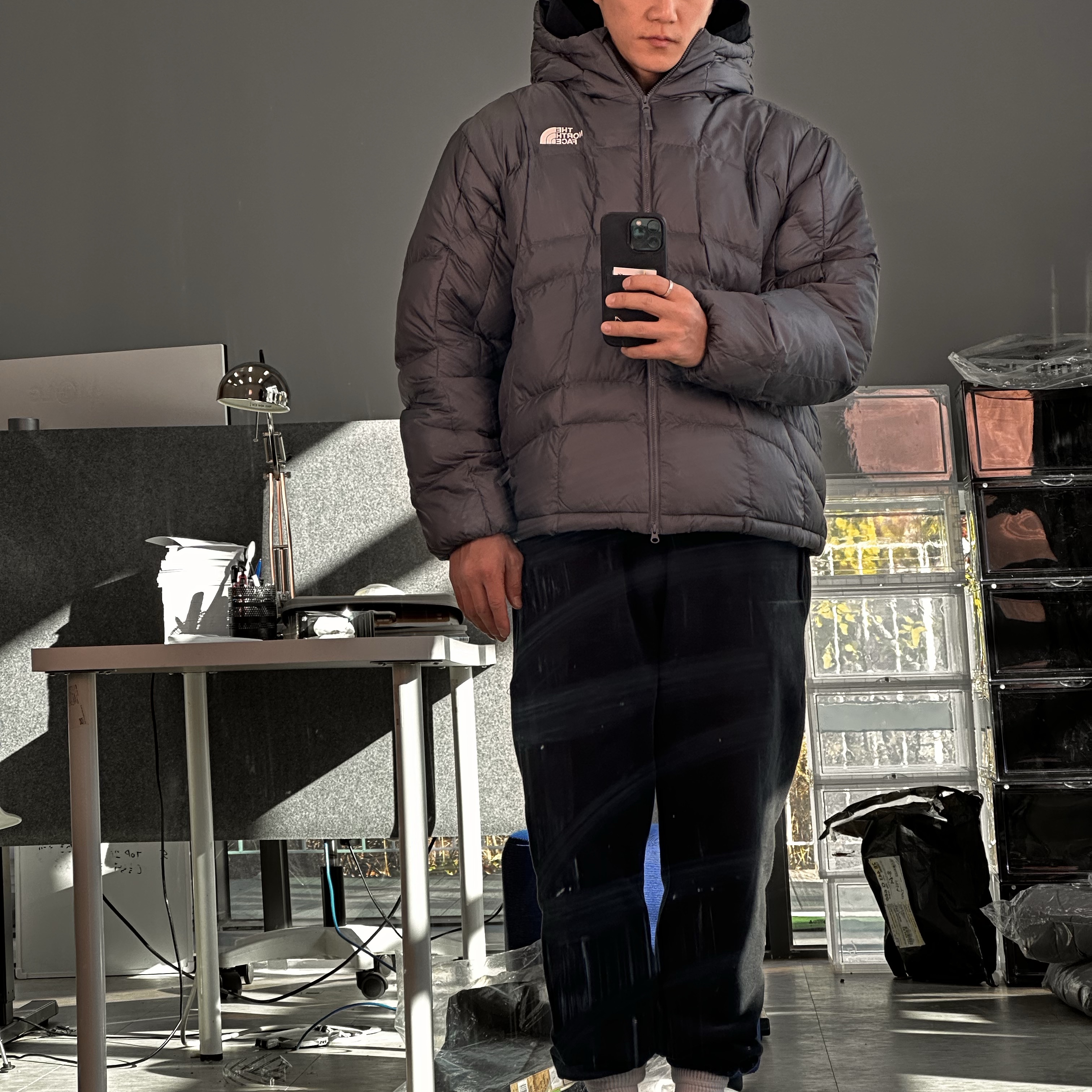 The North Face White Label Wave LT On Ball Jacket Khaki, The North Face White Label Wave LT On Ball Jacket Gray 착용 스타일 - 4