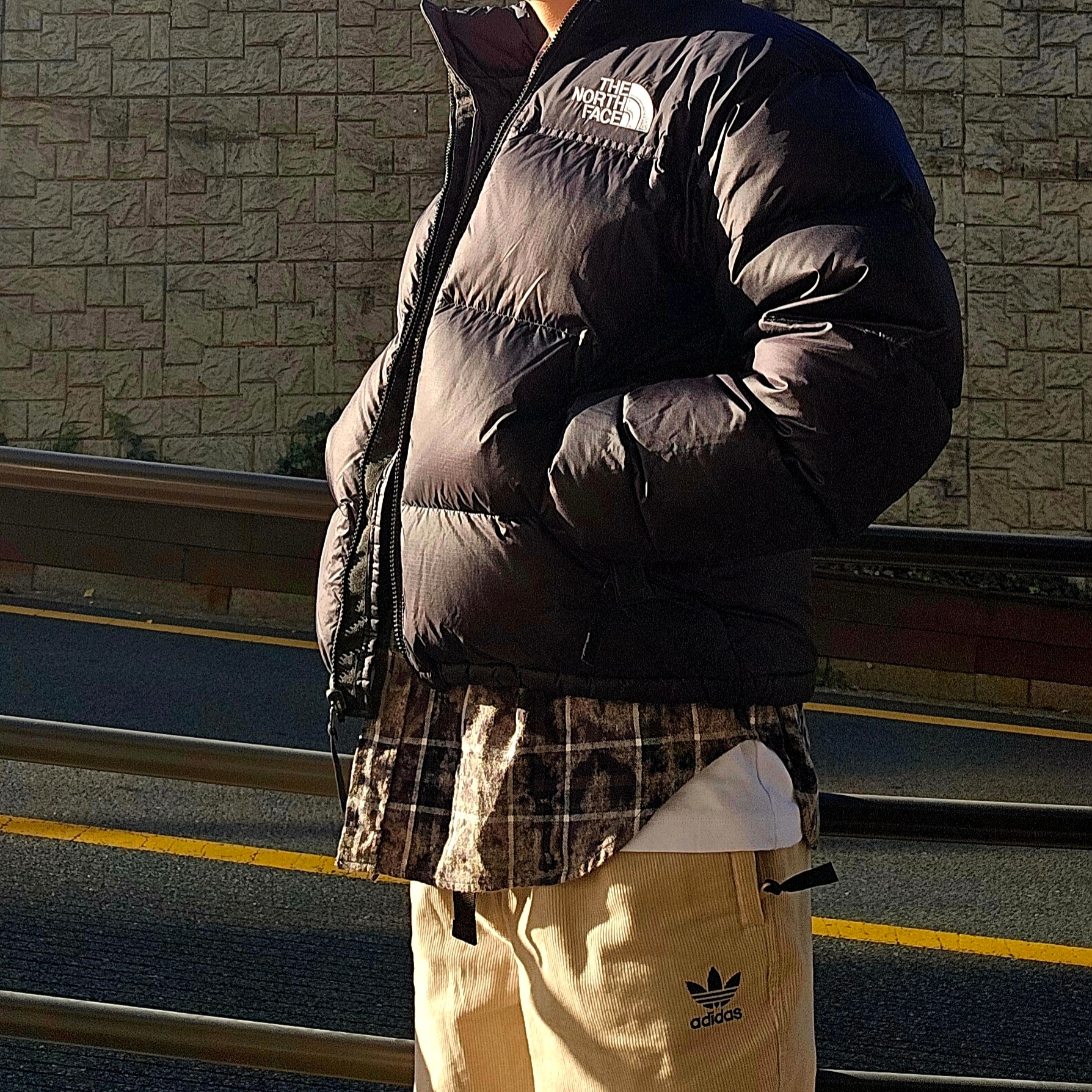 The North Face 1996 Eco Nuptse Jacket Black 착용 스타일