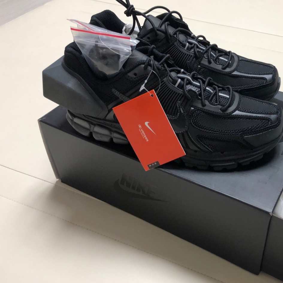 Nike x A-Cold-Wall Zoom Vomero 5 Black 착용 스타일 - 1