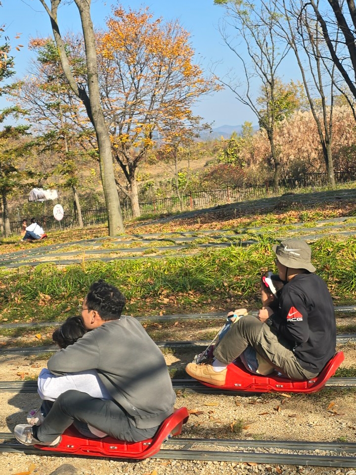 Nike x Drake Nocta Souvenir Cactus Bucket Hat Olive, Nike NRG ACG SSNL Lungs Long Sleeve T-Shirt Black - Asia 착용 스타일