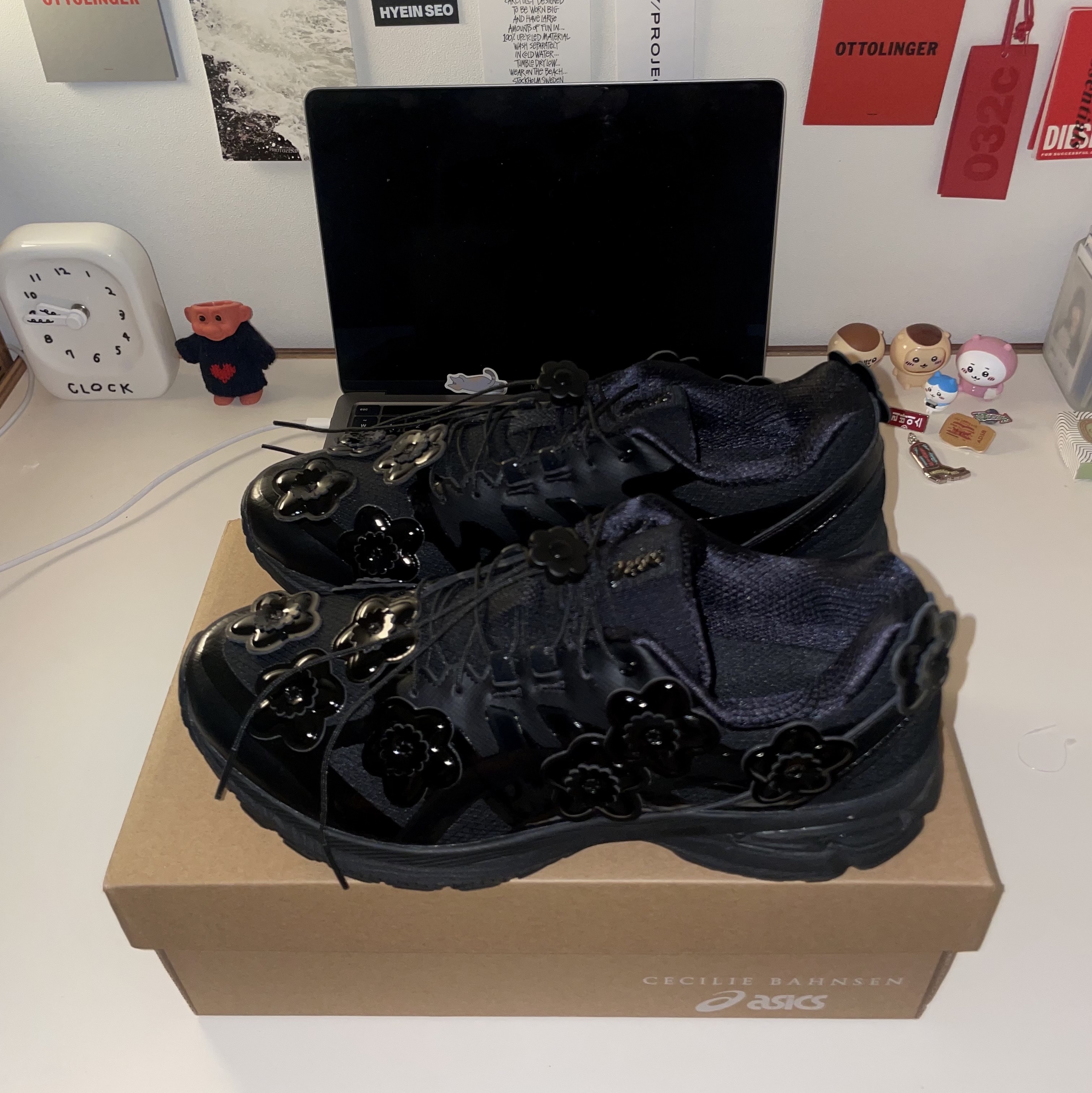 Asics x Cecilie Bahnsen Gel-Terrain Black 착용 스타일 - 1