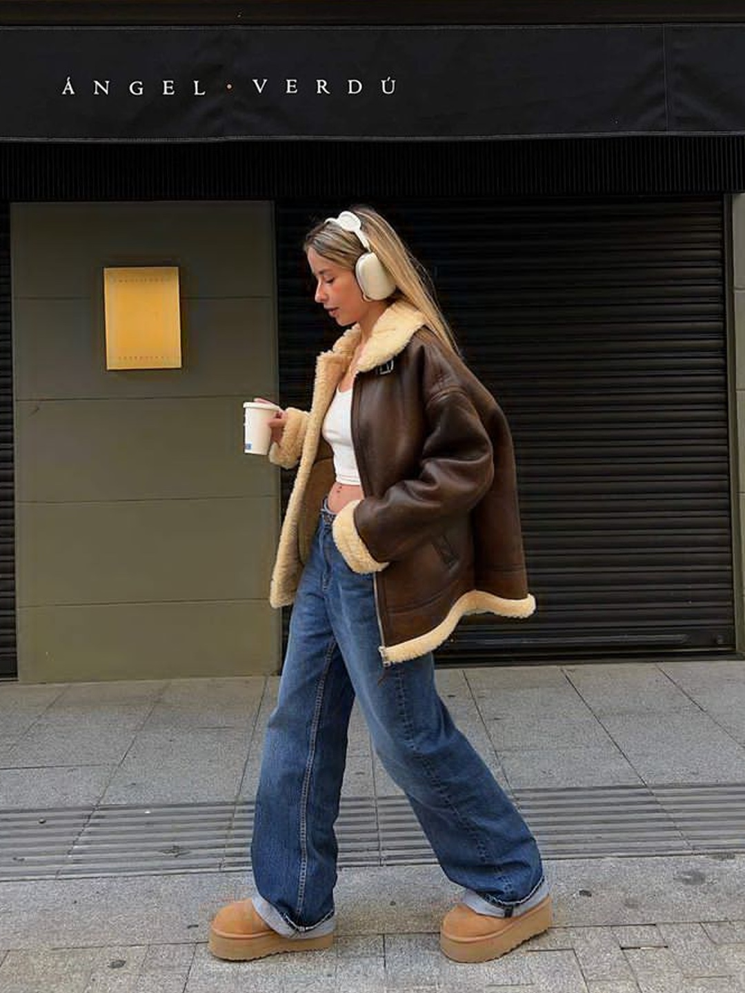 STU Lamskin Mustang Brown, QT8 Garments GB B-3 Mouton Jacket Black/Beige 착용 스타일 - 3