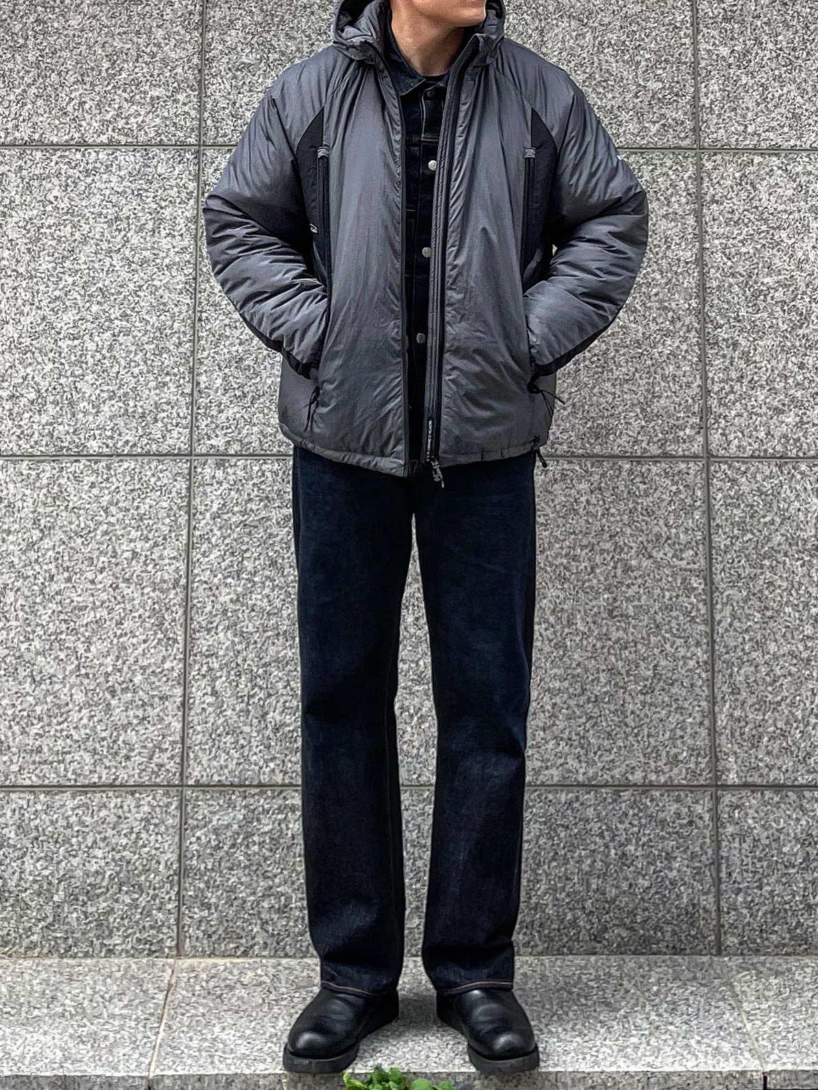 Wildthings Mountain Field Padding Jacket Graphite 착용 스타일 - 3