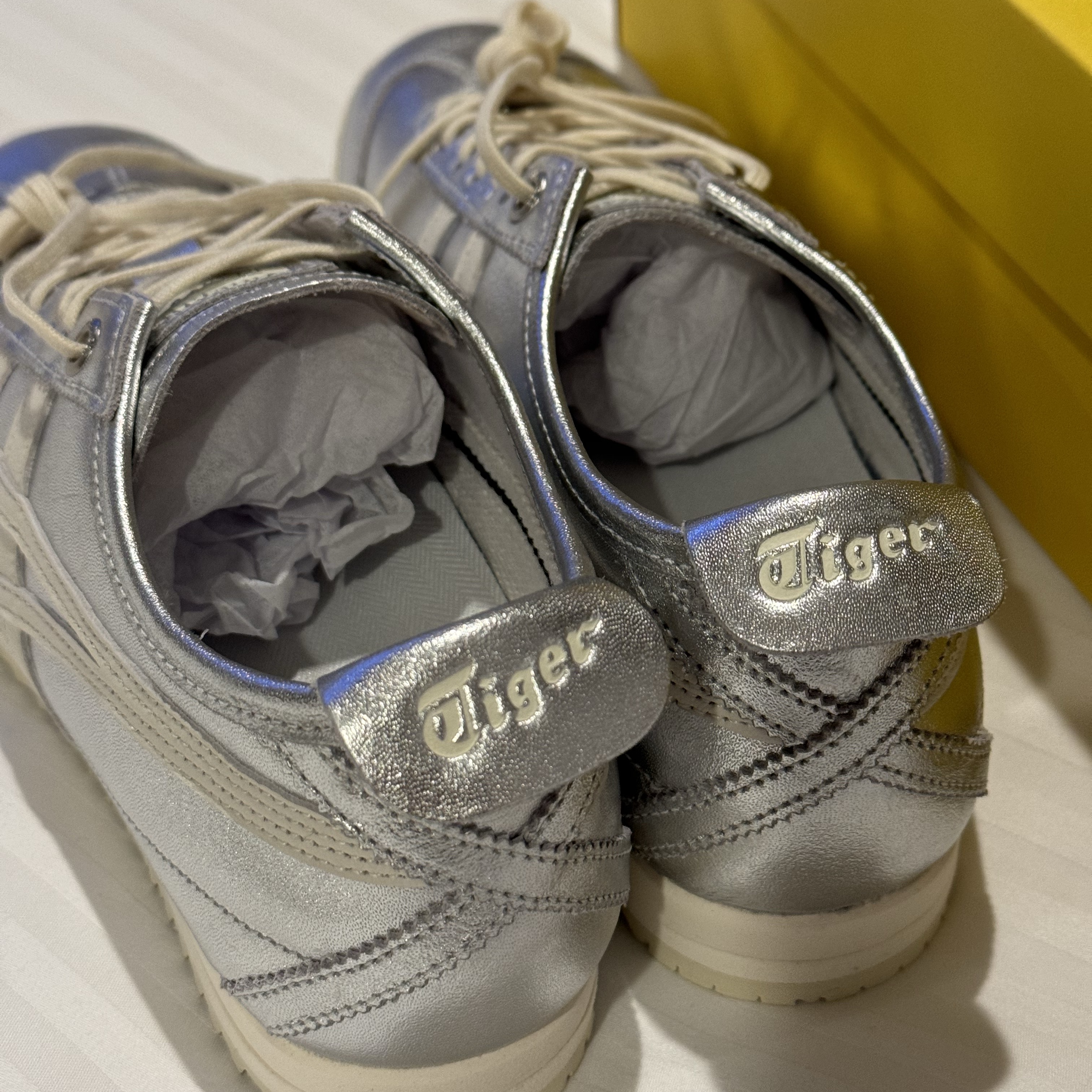 Onitsuka Tiger Mexico 66 SD Pure Silver 착용 스타일 - 3
