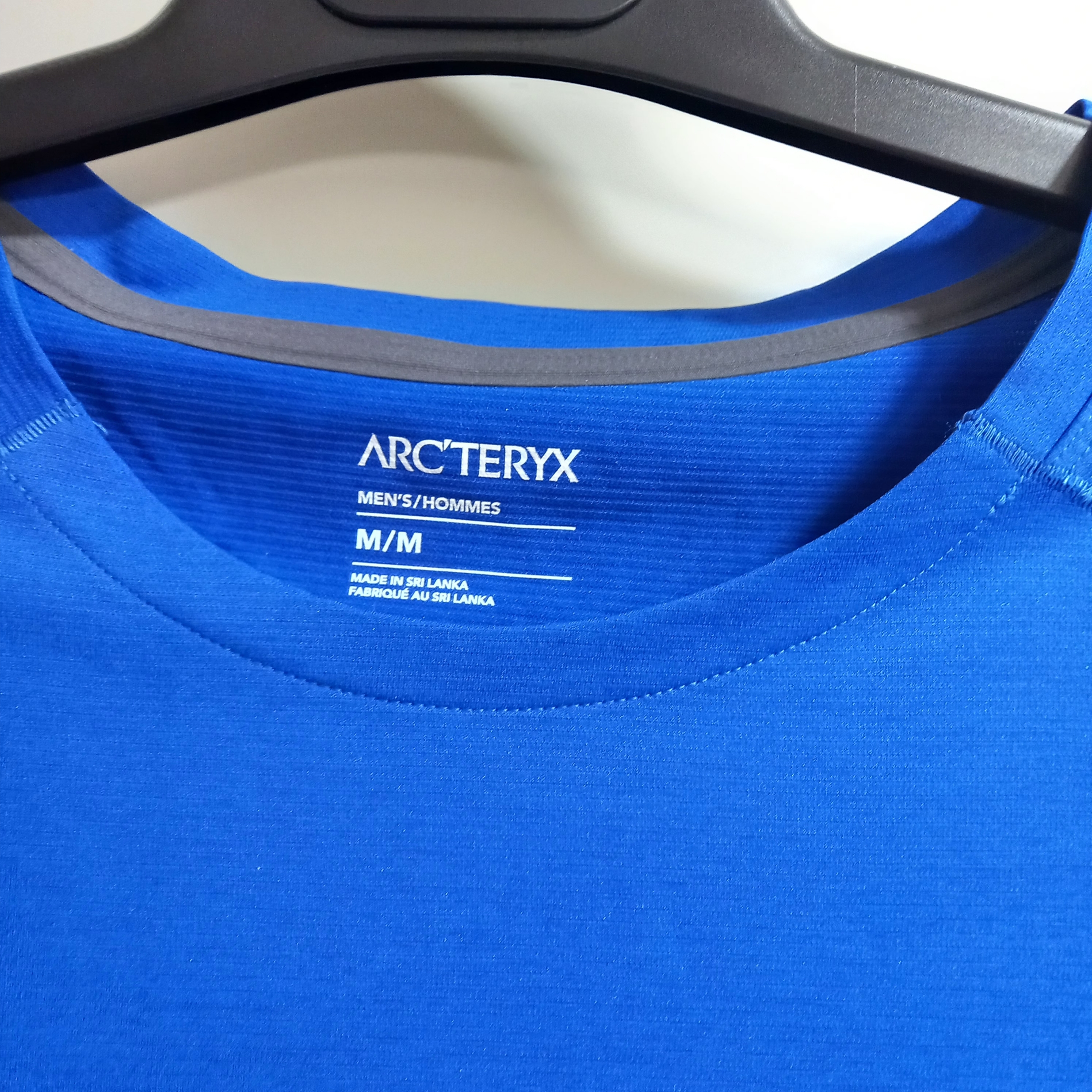 Arc'teryx Cormac Crew Neck LS T-Shirt Electra Heather 착용 스타일 - 3