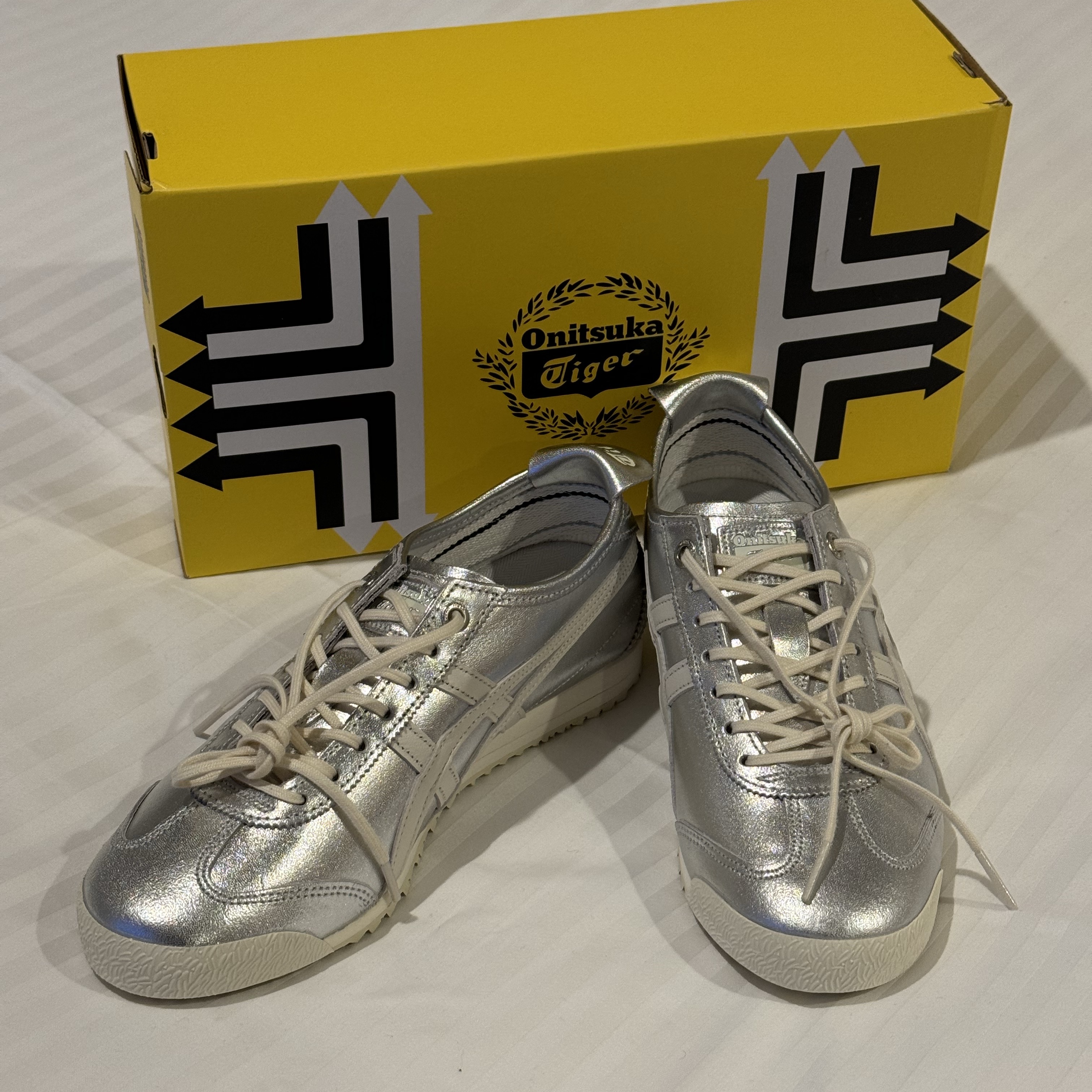 Onitsuka Tiger Mexico 66 SD Pure Silver 착용 스타일 - 1