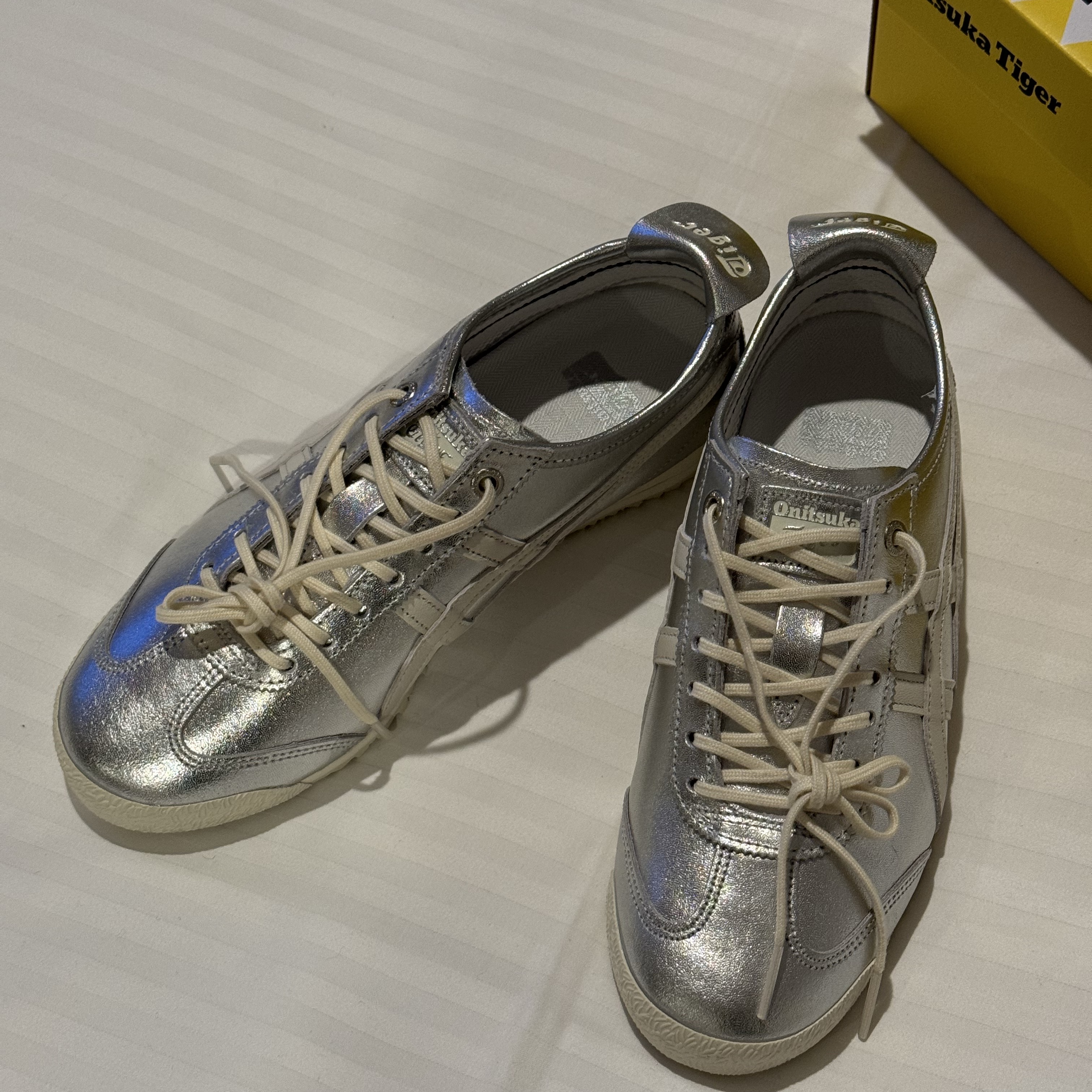 Onitsuka Tiger Mexico 66 SD Pure Silver 착용 스타일 - 2