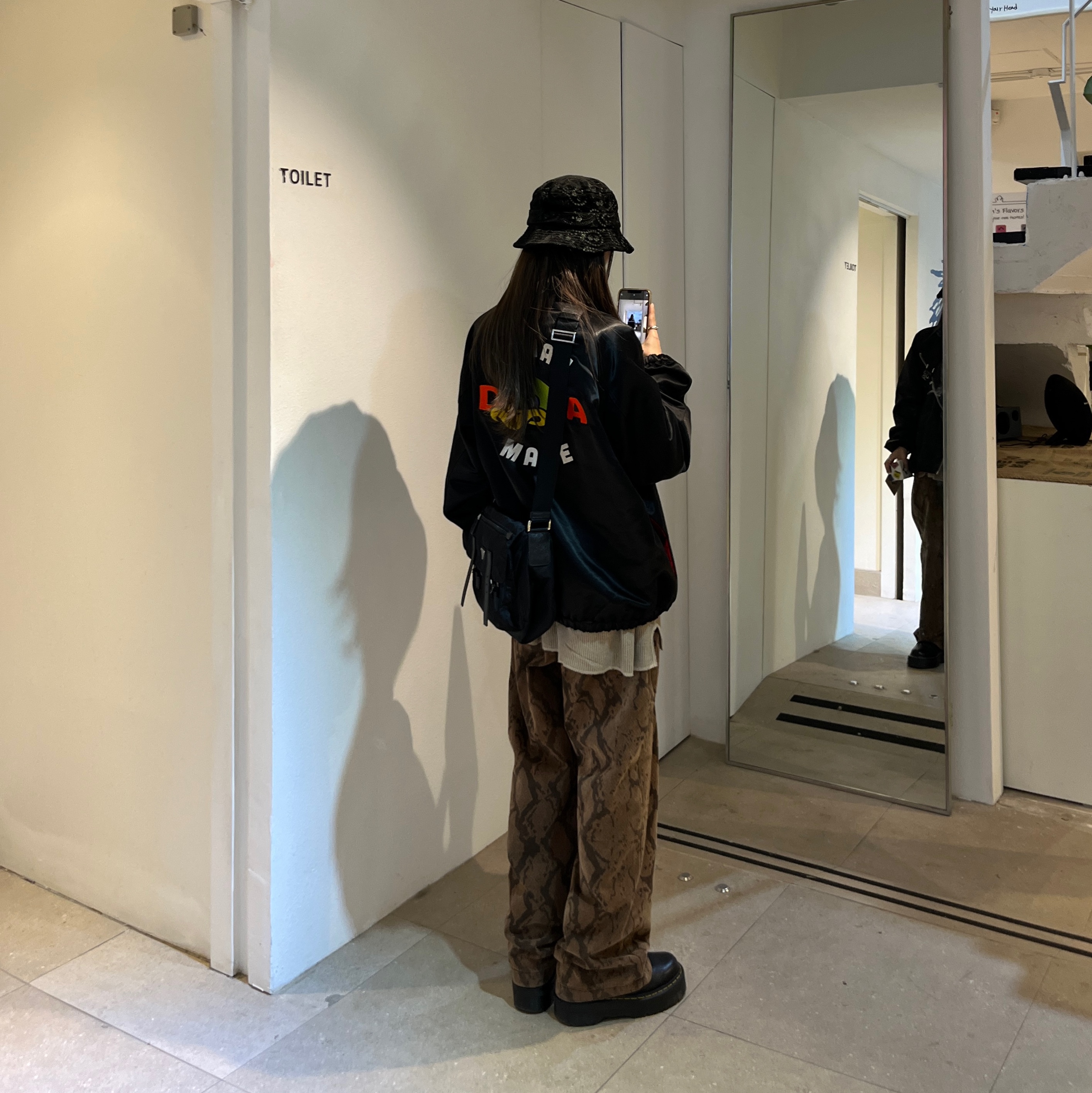 Supreme Velvet Paisley Boonie Black - 23FW, Human Made Racing Jacket Black 착용 스타일 - 10