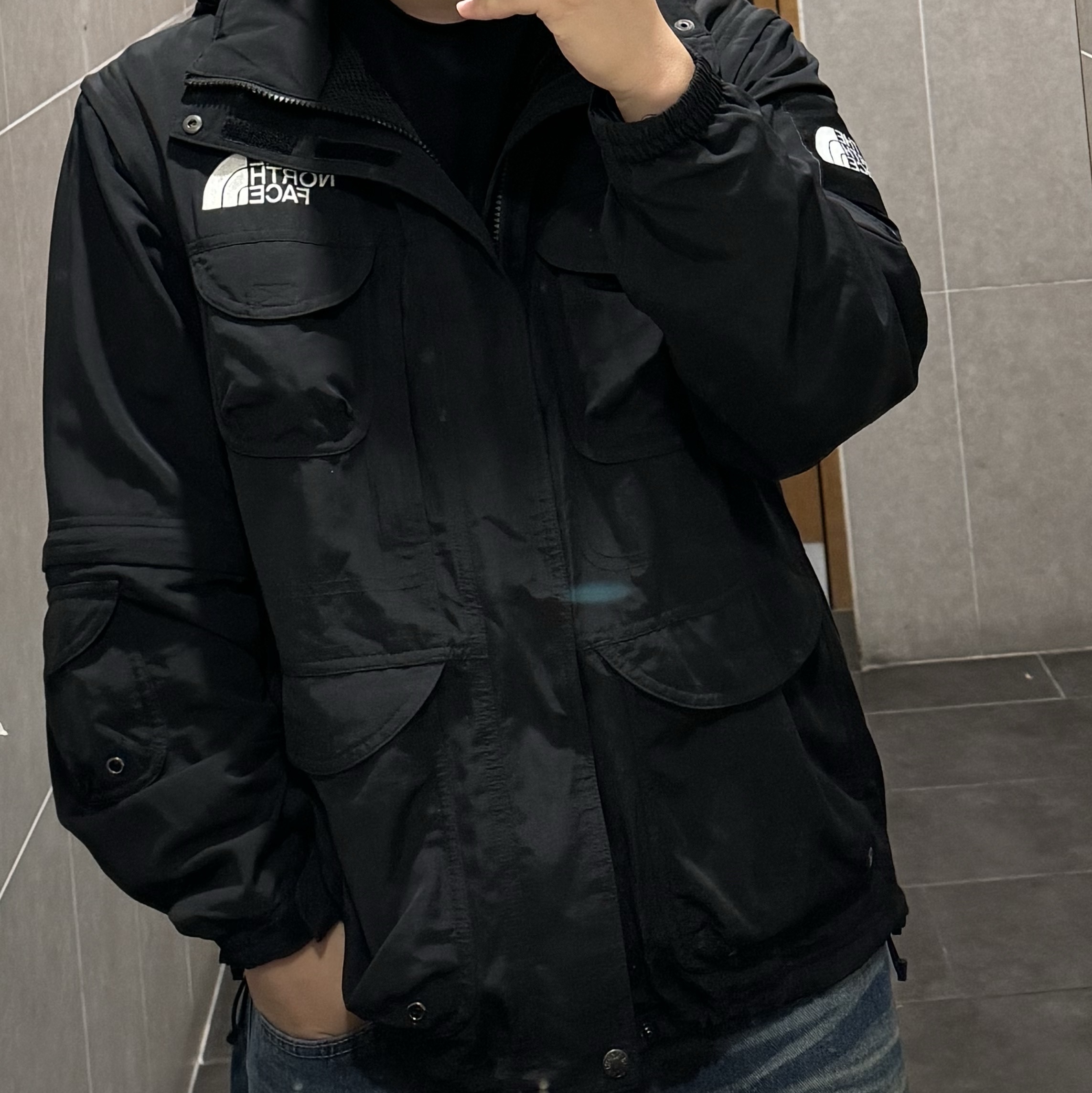 Supreme x The North Face Trekking Convertible Jacket Black - 22SS 착용 스타일