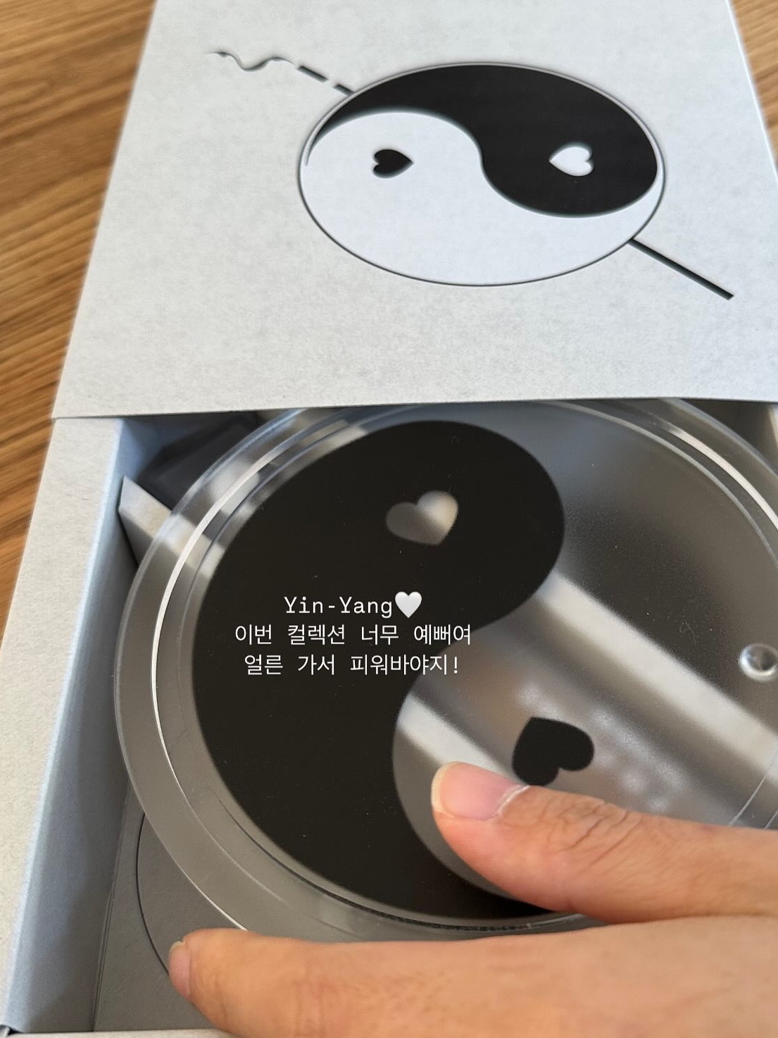OR-FIUME Incense Sticks Yin Yang Package 착용 스타일