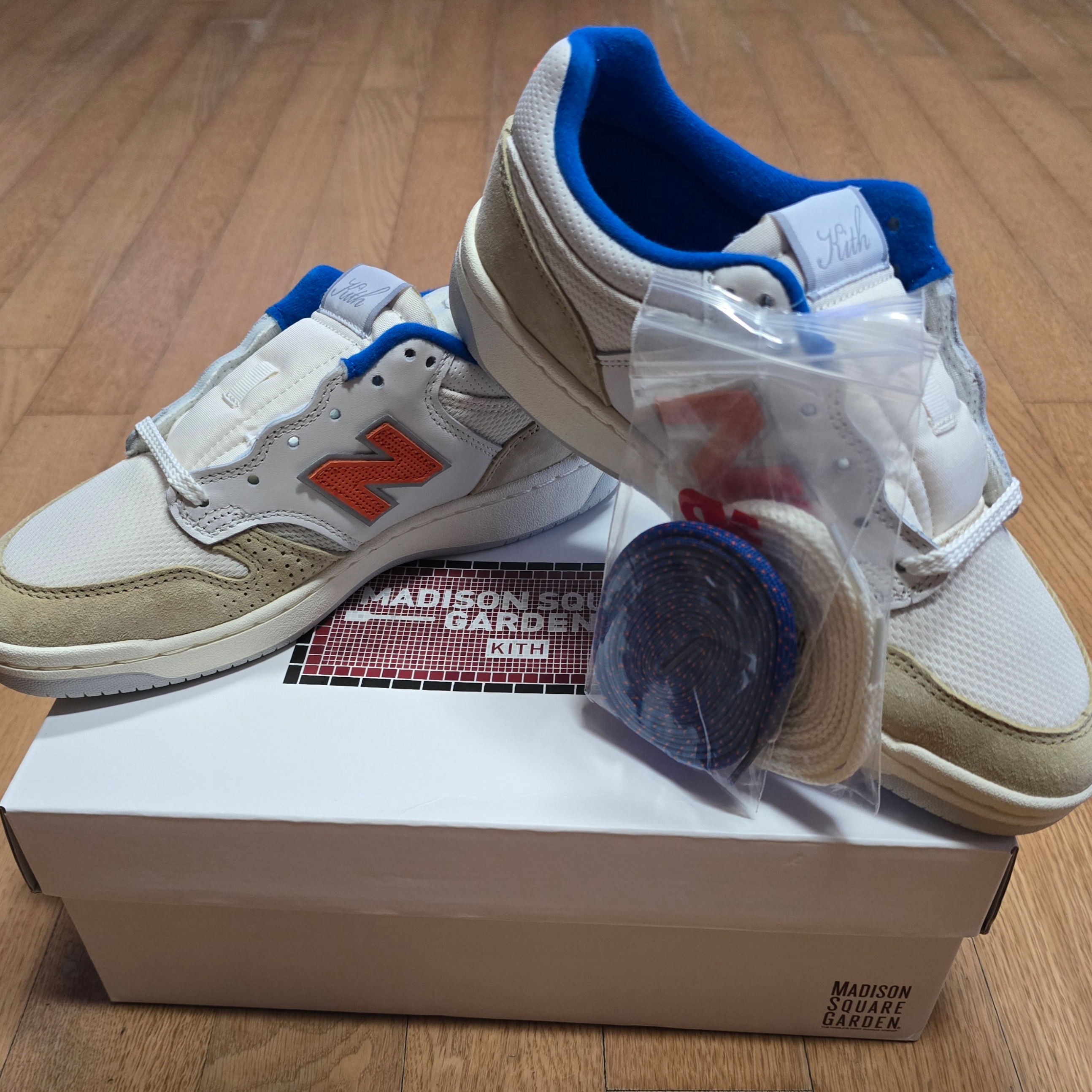 New Balance x Kith x Madison Square Garden Numeric 480 Tan Orange 착용 스타일