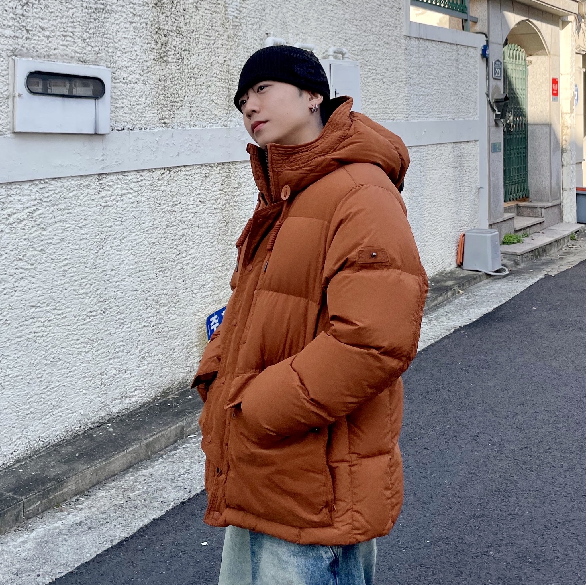 Series Goose Down Color Block Air Trooper Orange 착용 스타일 - 2