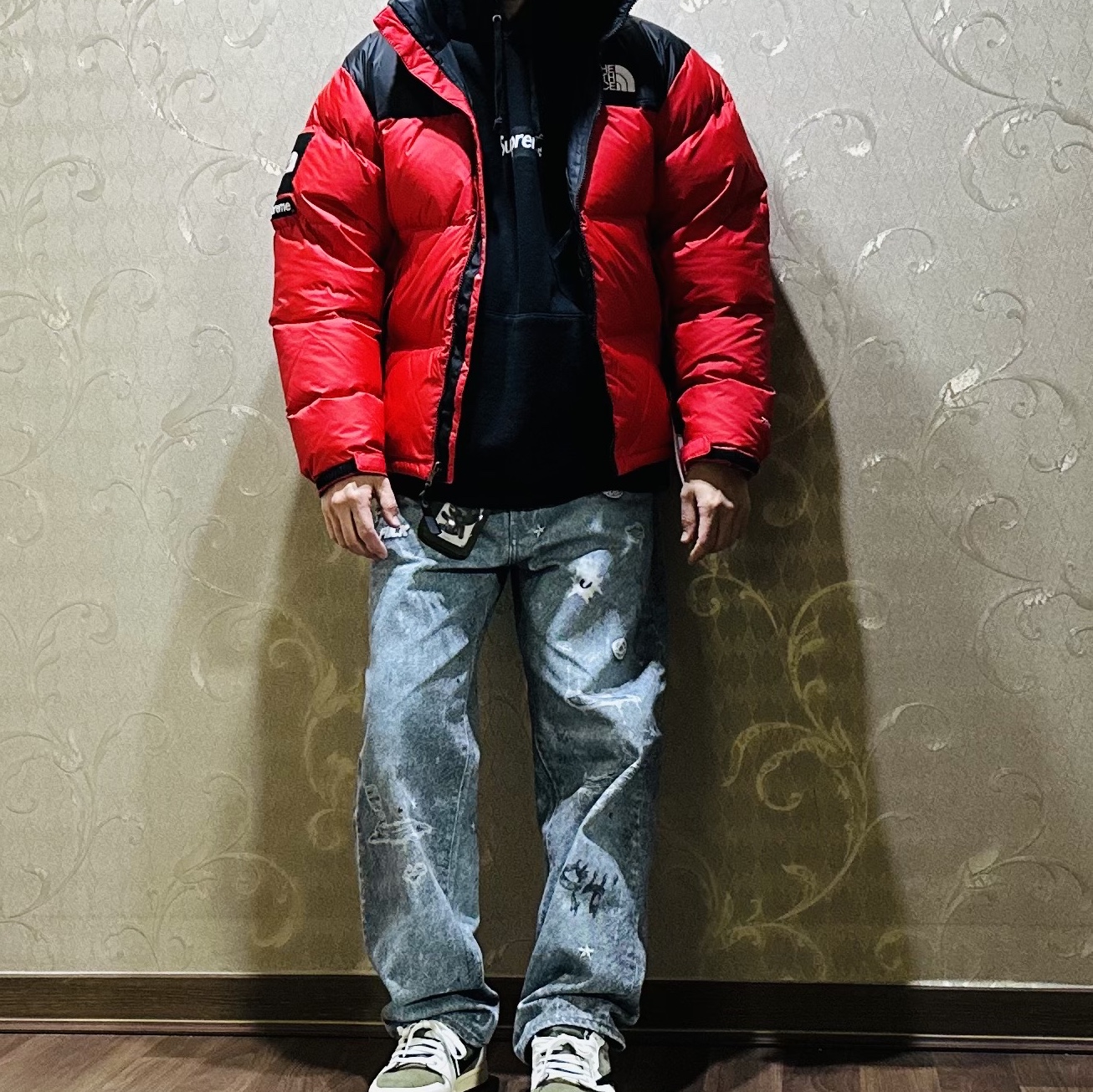 Supreme x The North Face Nuptse Jacket Red - 24FW, Supreme HJR Trompe L'oeil Loose Fit Jean Blue - 24FW 착용 스타일 - 2