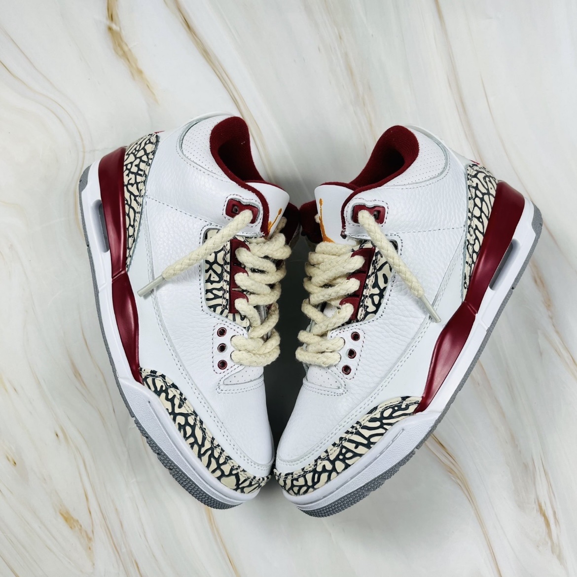 (PS) Jordan 3 Retro Cardinal Red 착용 스타일 - 1