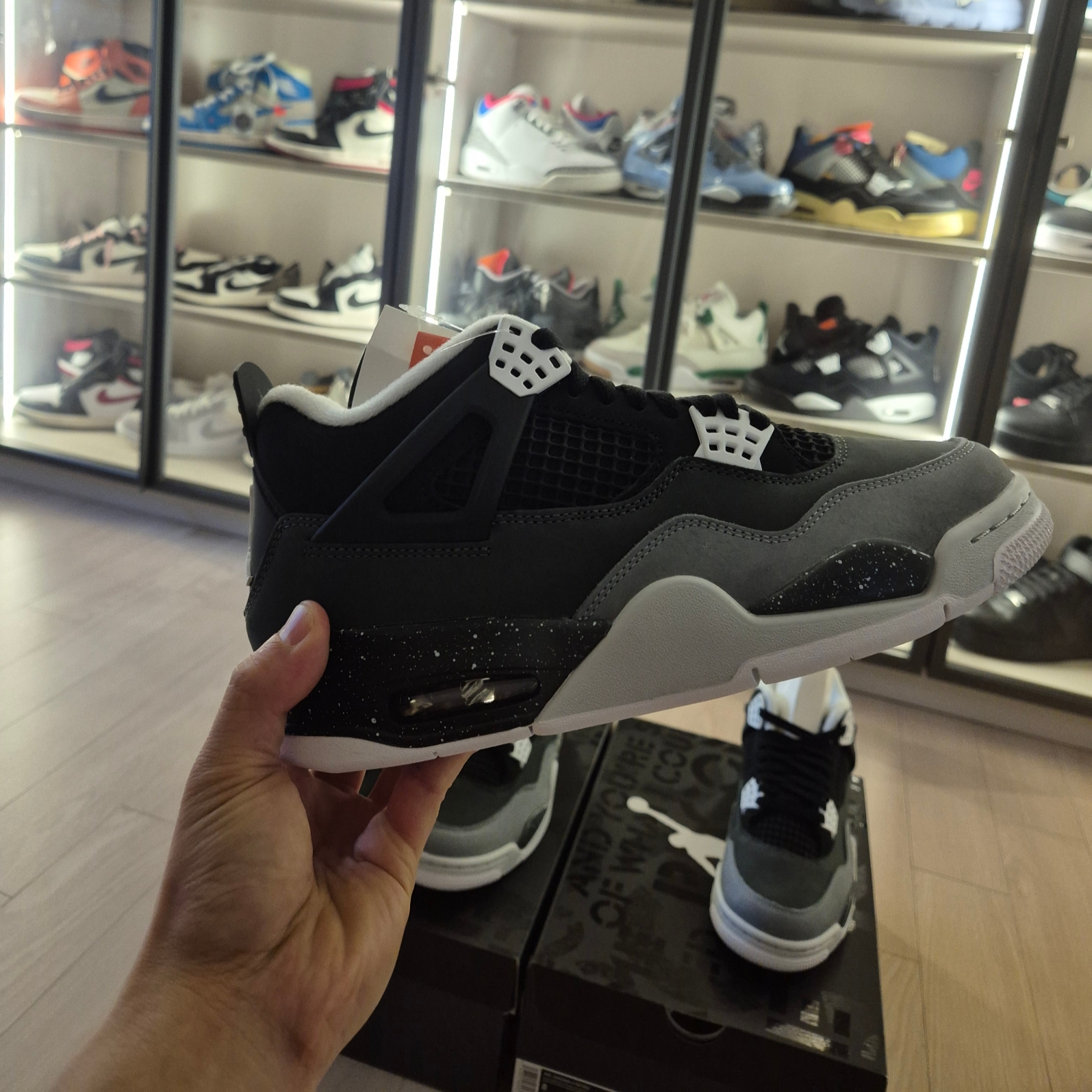 Jordan 4 Retro Fear 2024 착용 스타일 - 5
