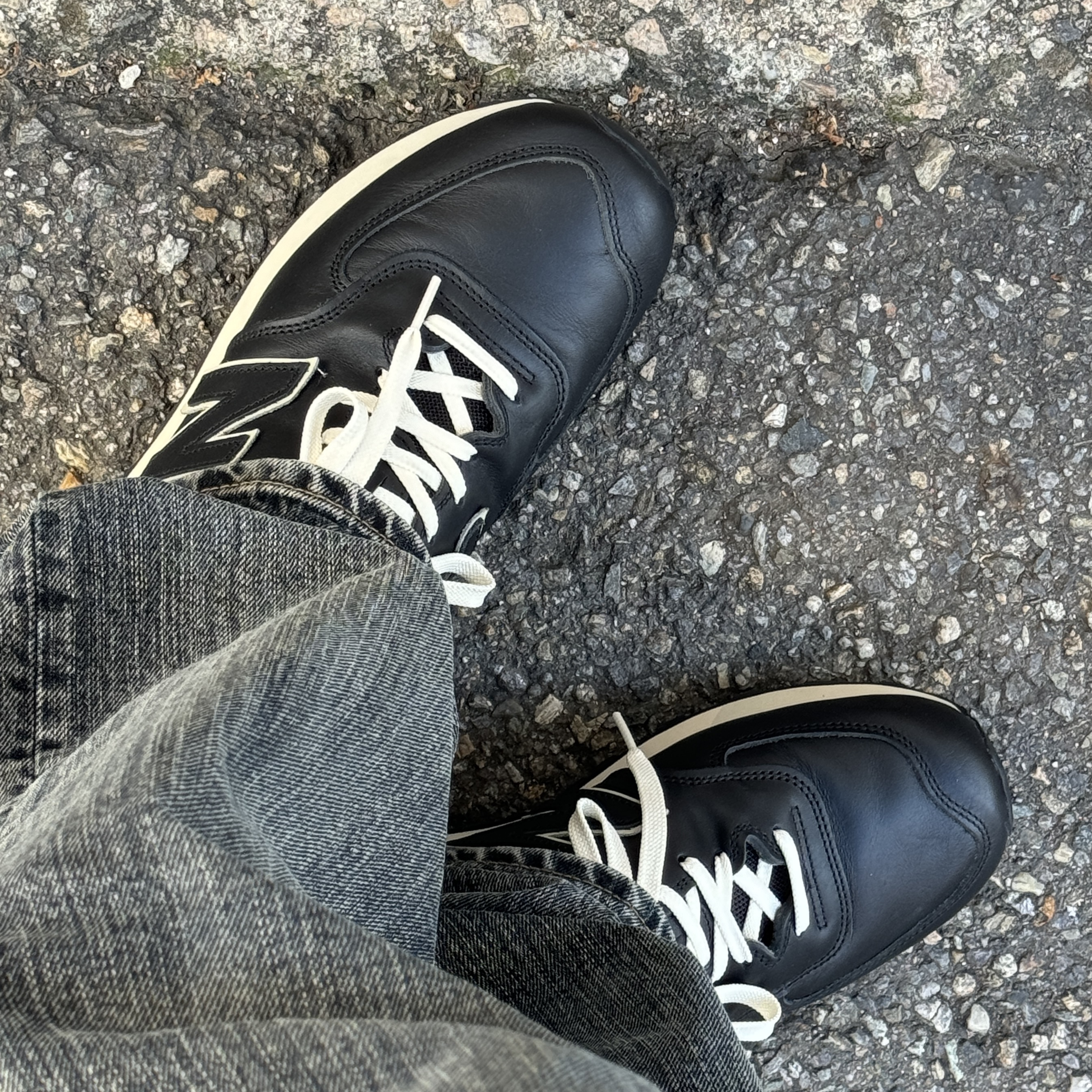 New Balance 576 Made in UK Black 착용 스타일