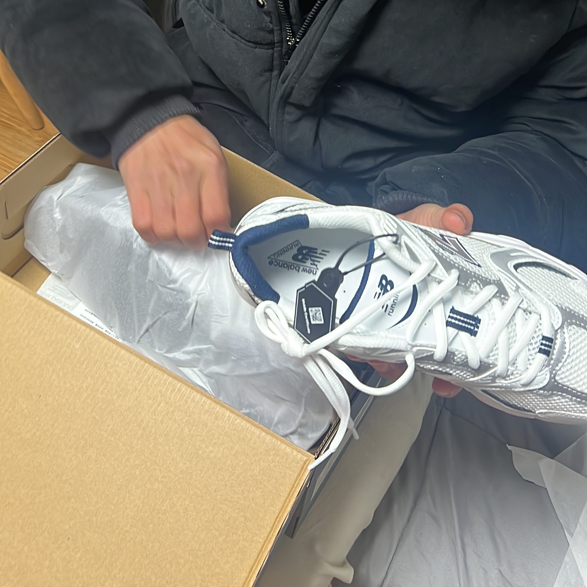 New Balance 530 White 착용 스타일