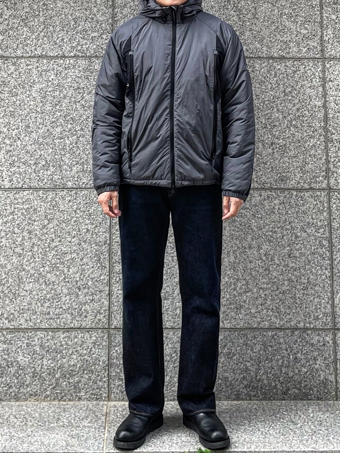 Wildthings Mountain Field Padding Jacket Graphite 착용 스타일 - 4