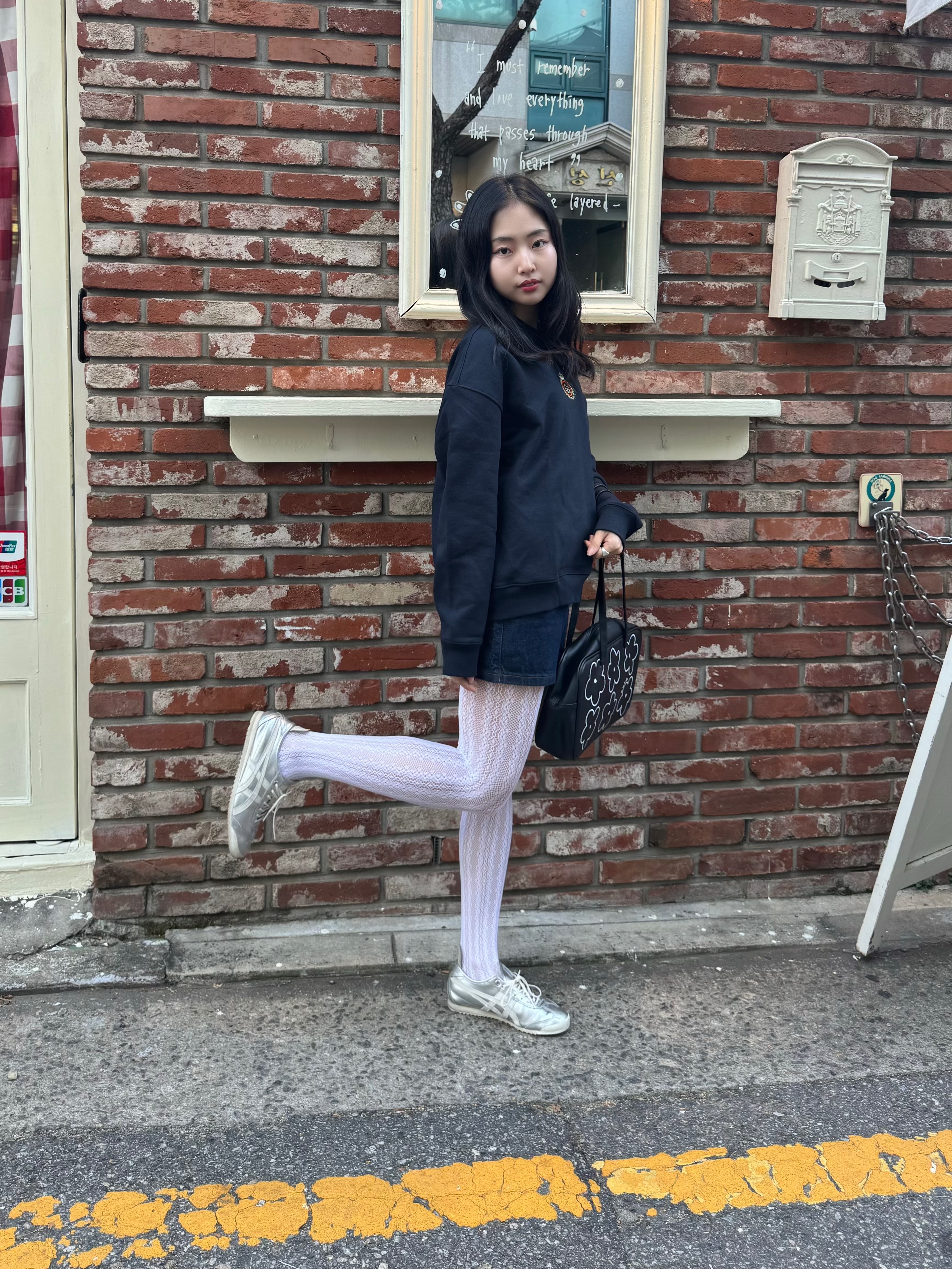 Onitsuka Tiger Mexico 66 Silver Off White 착용 스타일 - 8