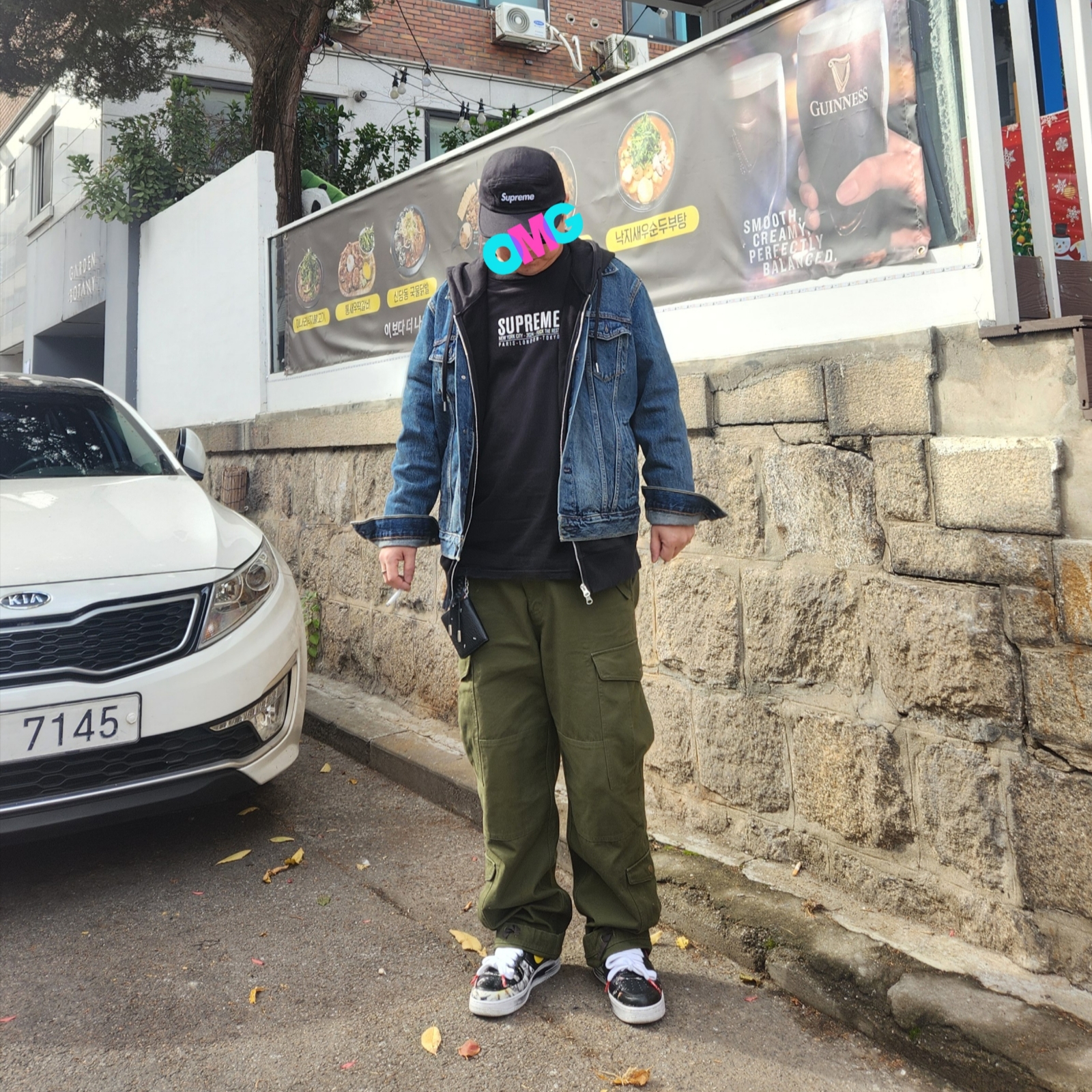 Supreme Washed Chino Twill Camp Cap Black, Supreme Paris T-Shirt Black - 24SS 착용 스타일
