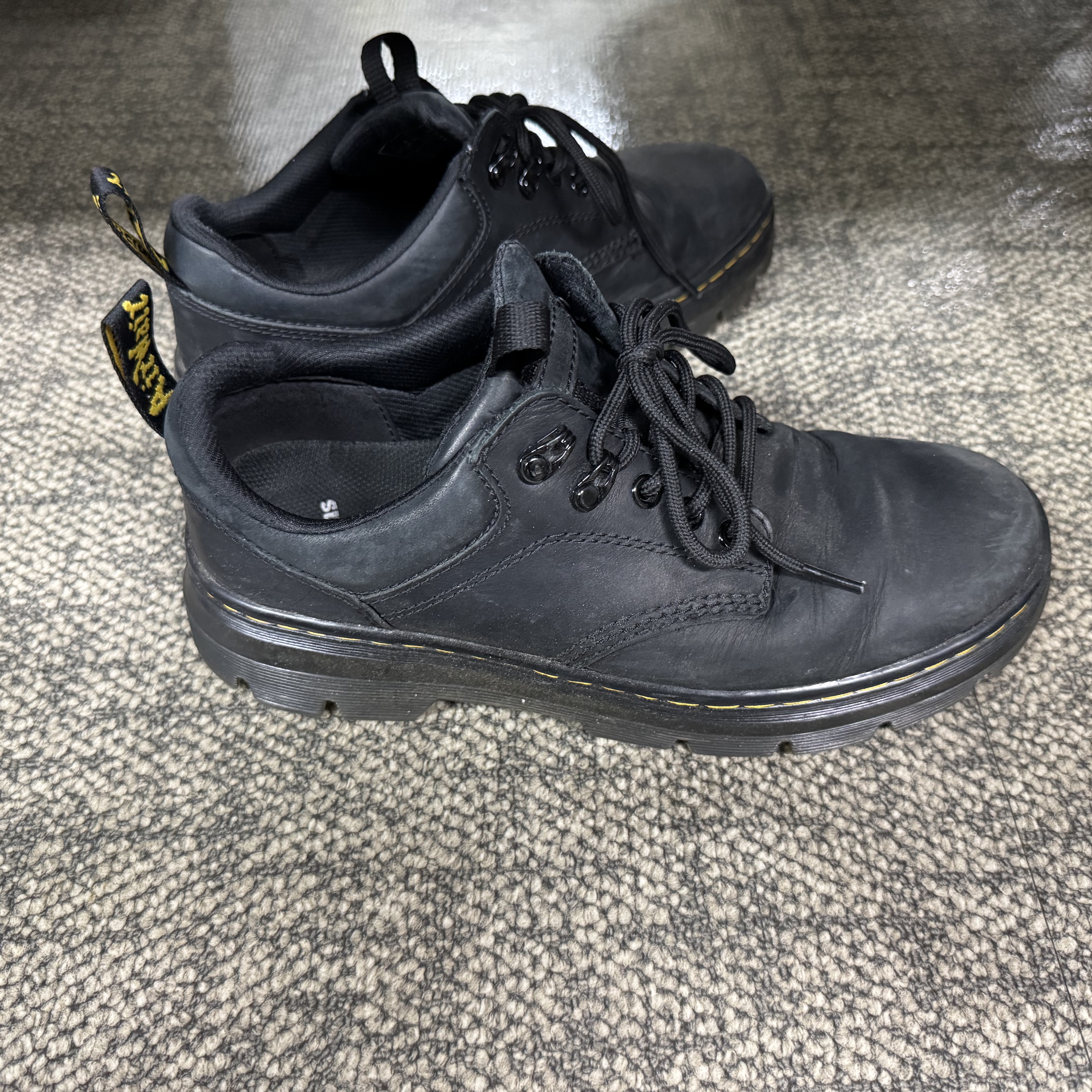 Dr. Martens Reeder Extra Tough Utility Shoes Black 착용 스타일
