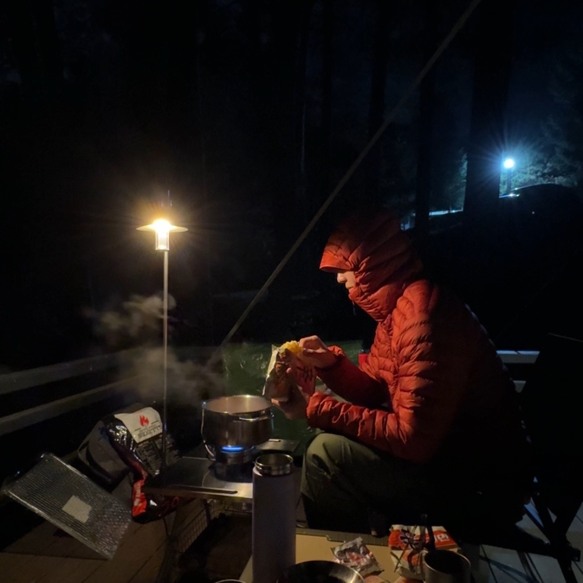 Rab Microlight Alpine Jacket Ascent Red 착용 스타일 - 1