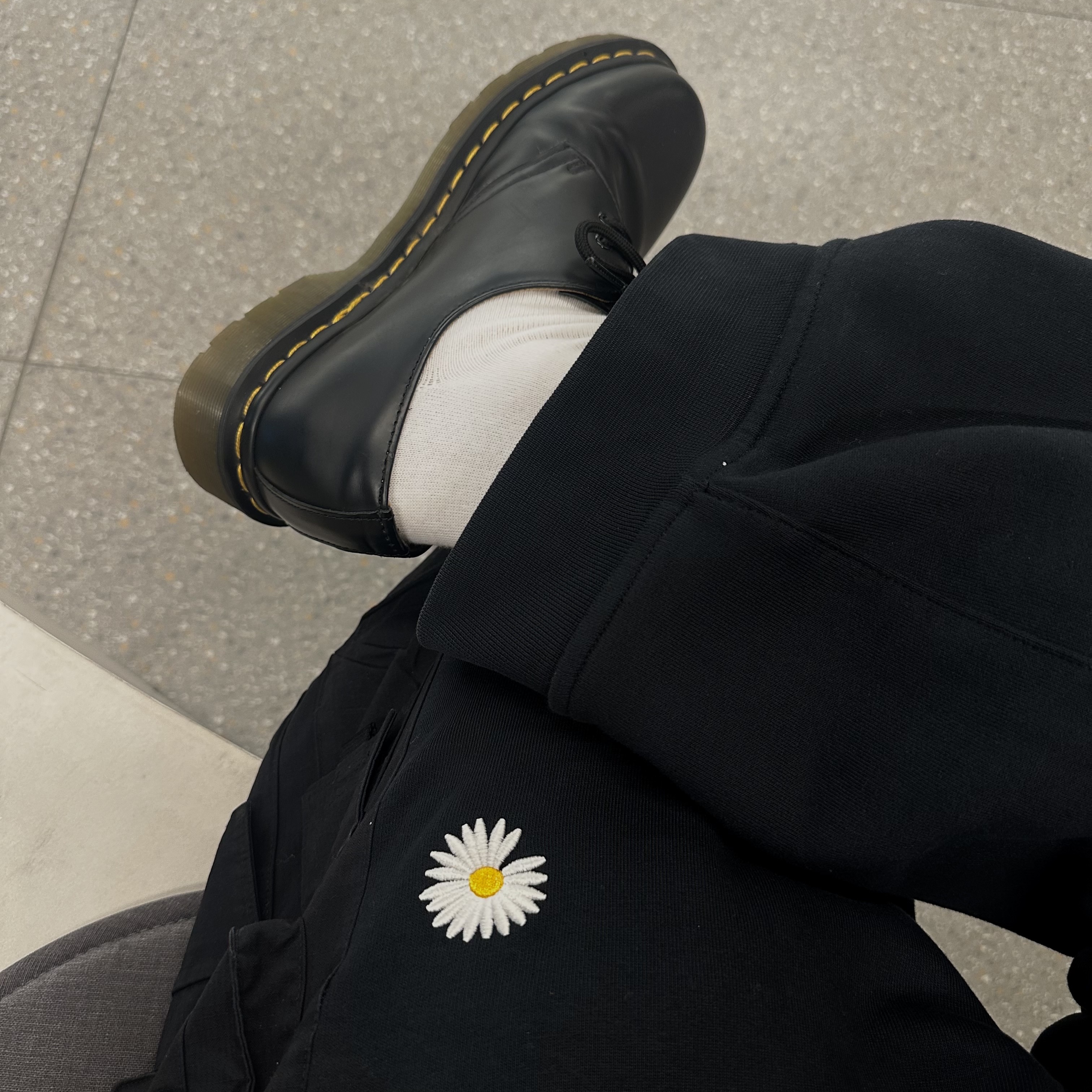 Dr. Martens 1461 Smooth Black, Nike x Peaceminusone Wide Pants Black (DR0096-010) 착용 스타일