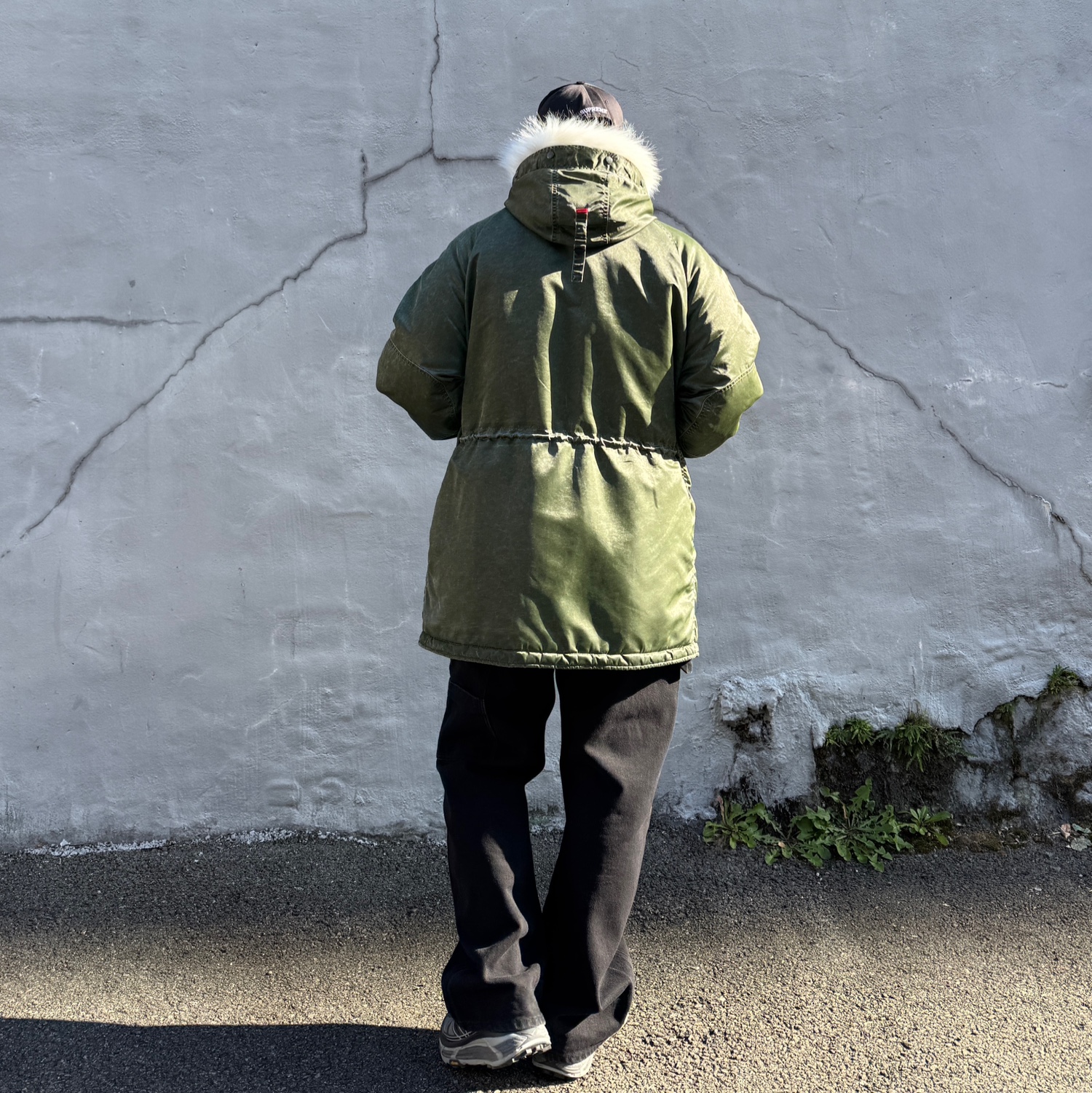 Supreme Washed Flight Satin N-3B Parka Olive - 24FW 착용 스타일 - 2