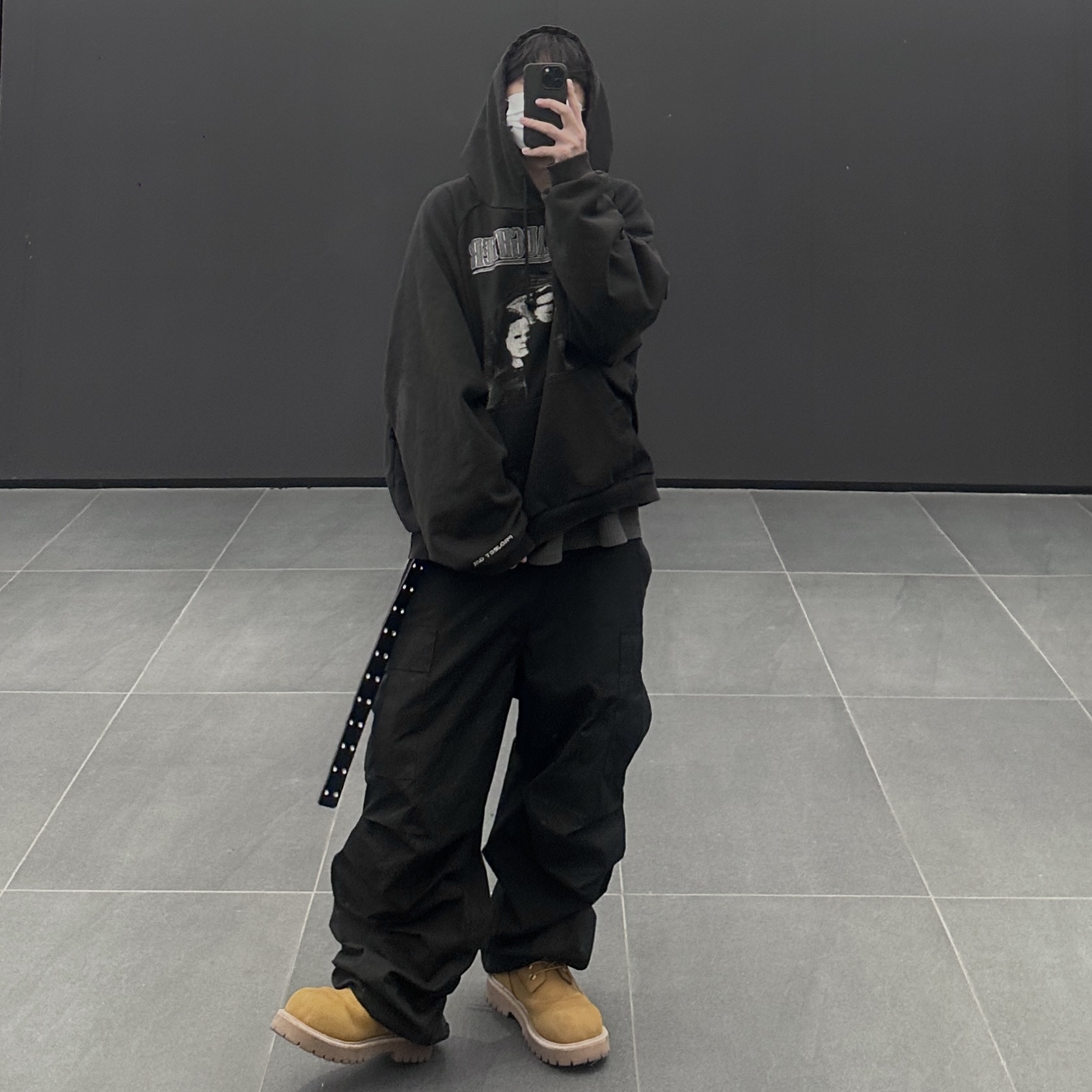 Project G/R Mind Slaughter Vintage Washeed Hoodie Black, Stussy Fuzzy Dice Keychain Teal 착용 스타일 - 2