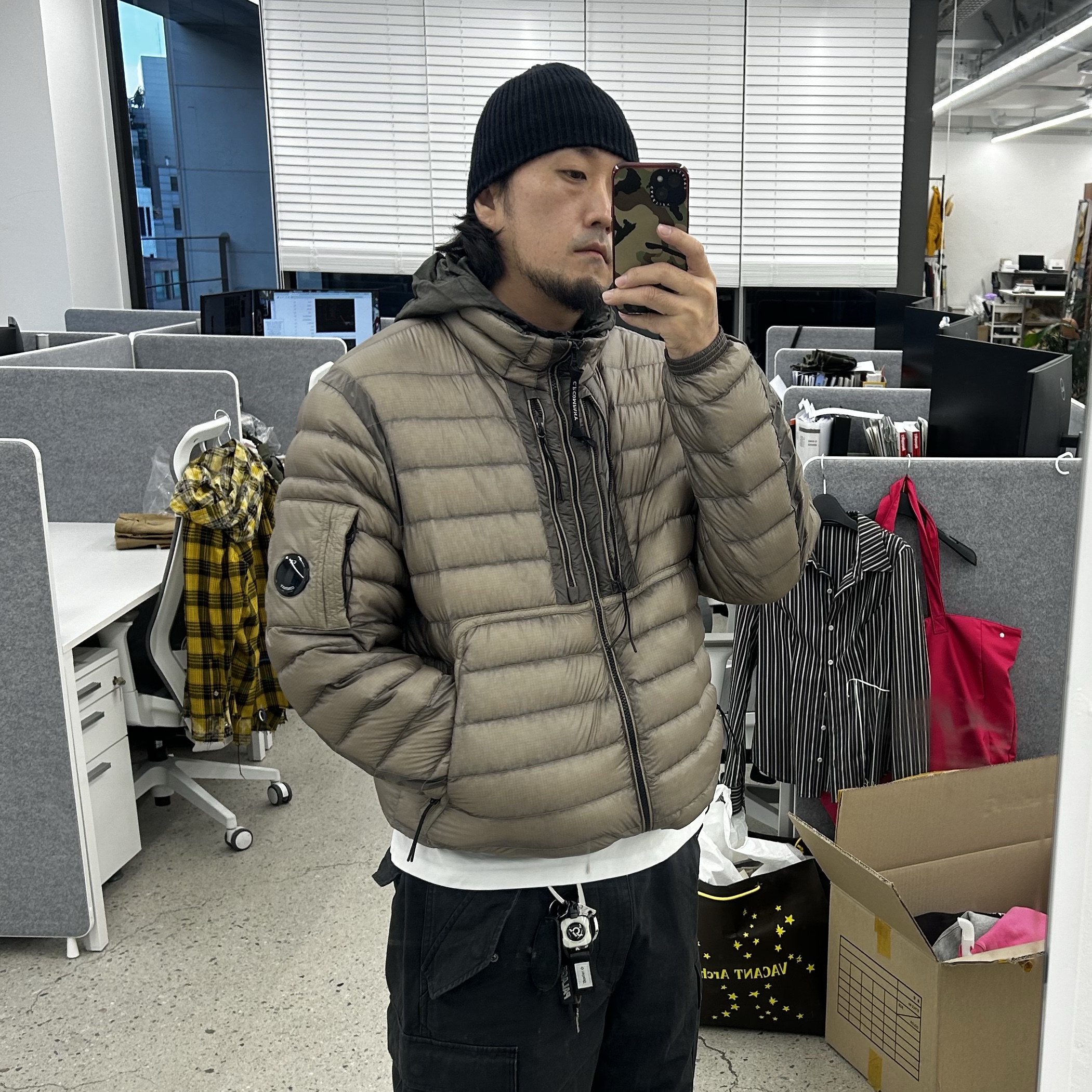 C.P. Company D.D. Shell Collar Zip Down Jacket Vintage Khaki Beige - 24FW 착용 스타일 - 6
