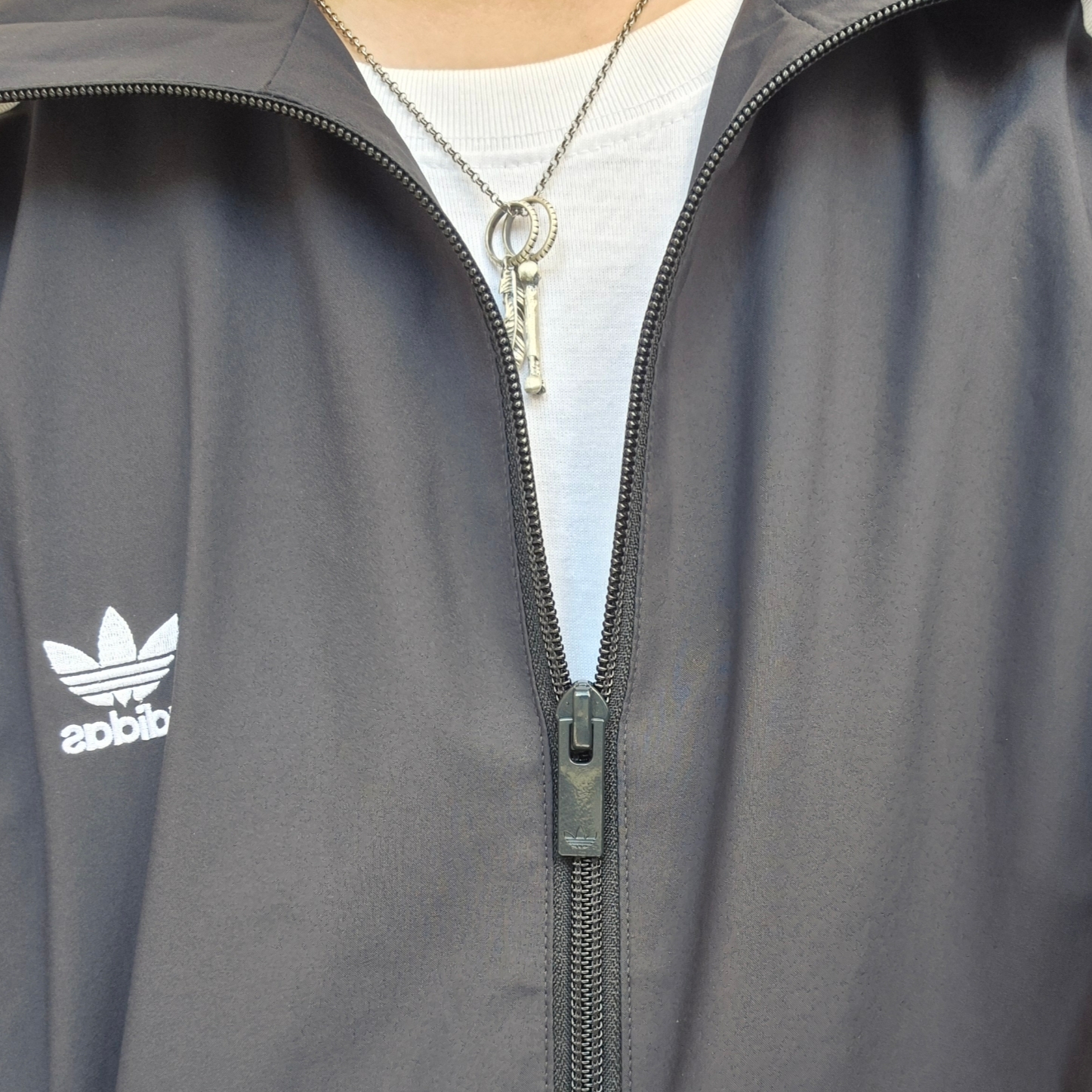 (W) Adidas Adilenium Season 2 Oversized Zip Track Top Gender Neutral Black - KR Sizing, [프리오더] Polyteru 925 Silver Pendant Feather 착용 스타일 - 1