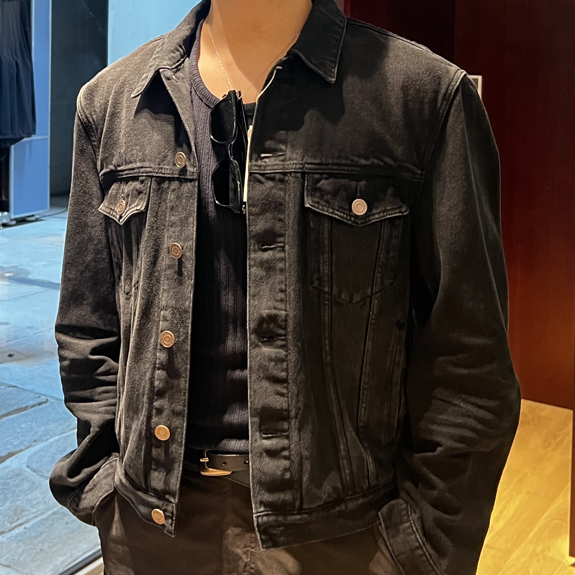 Gentle Monster x Maison Margiela MM007 Black Black, Lemaire Minimal Western Belt Cow Leather Black 착용 스타일