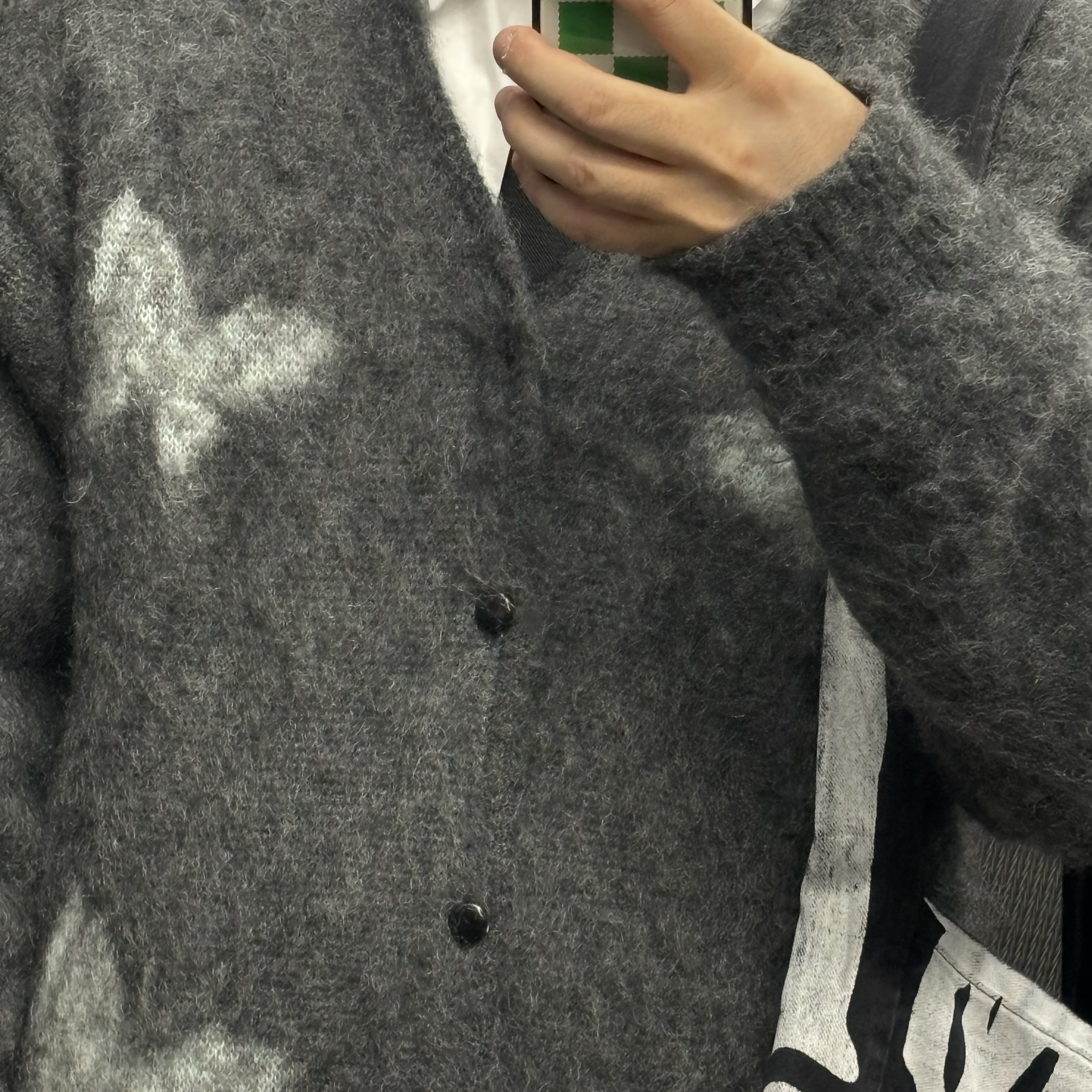 Kapital 14 oz. Denim Bone Print Book Bag Black, Needles x Studious Mohair Papillon 4 Cardigan Grey 착용 스타일
