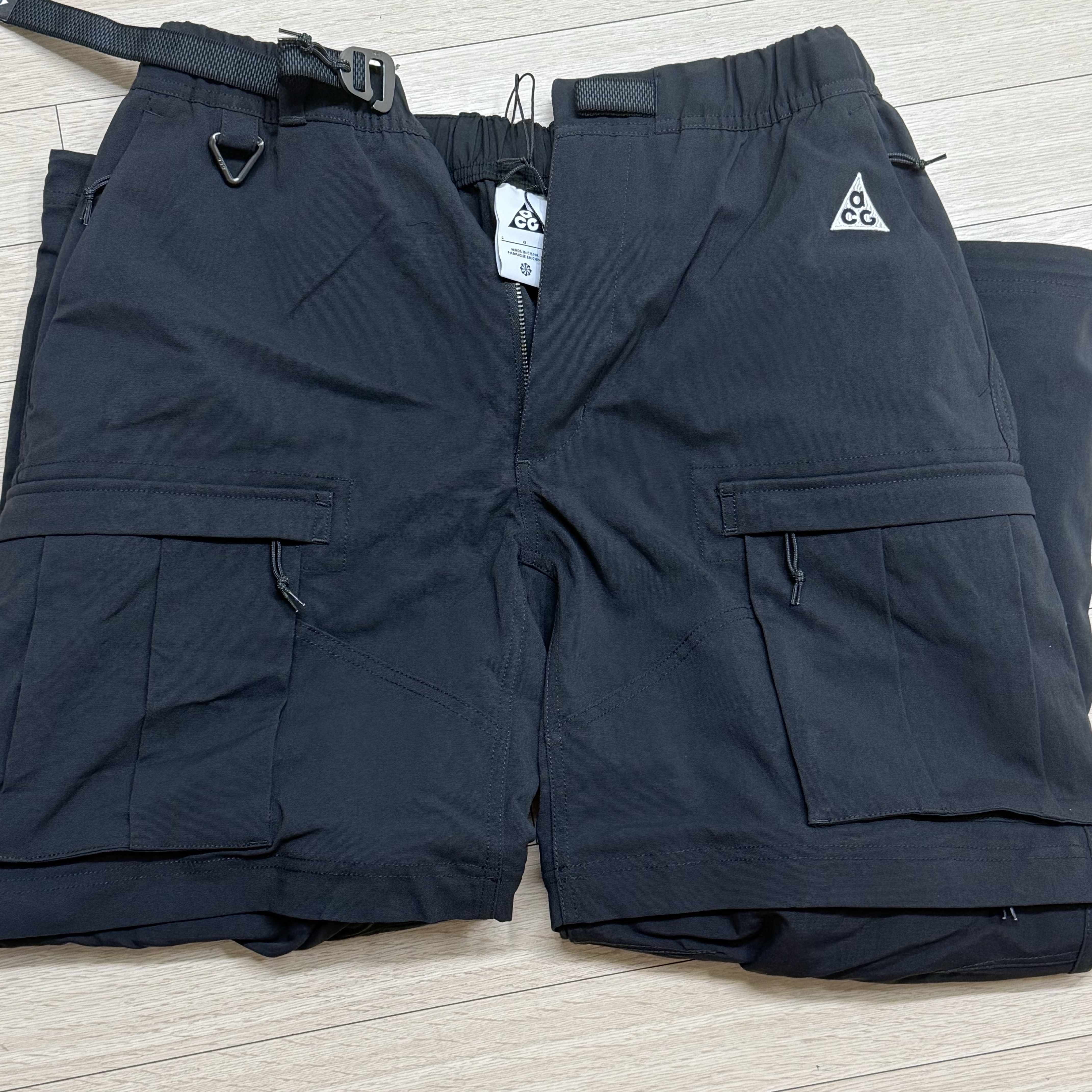 Nike ACG Smith Summit Cargo Pants Black Anthracite - Asia 착용 스타일