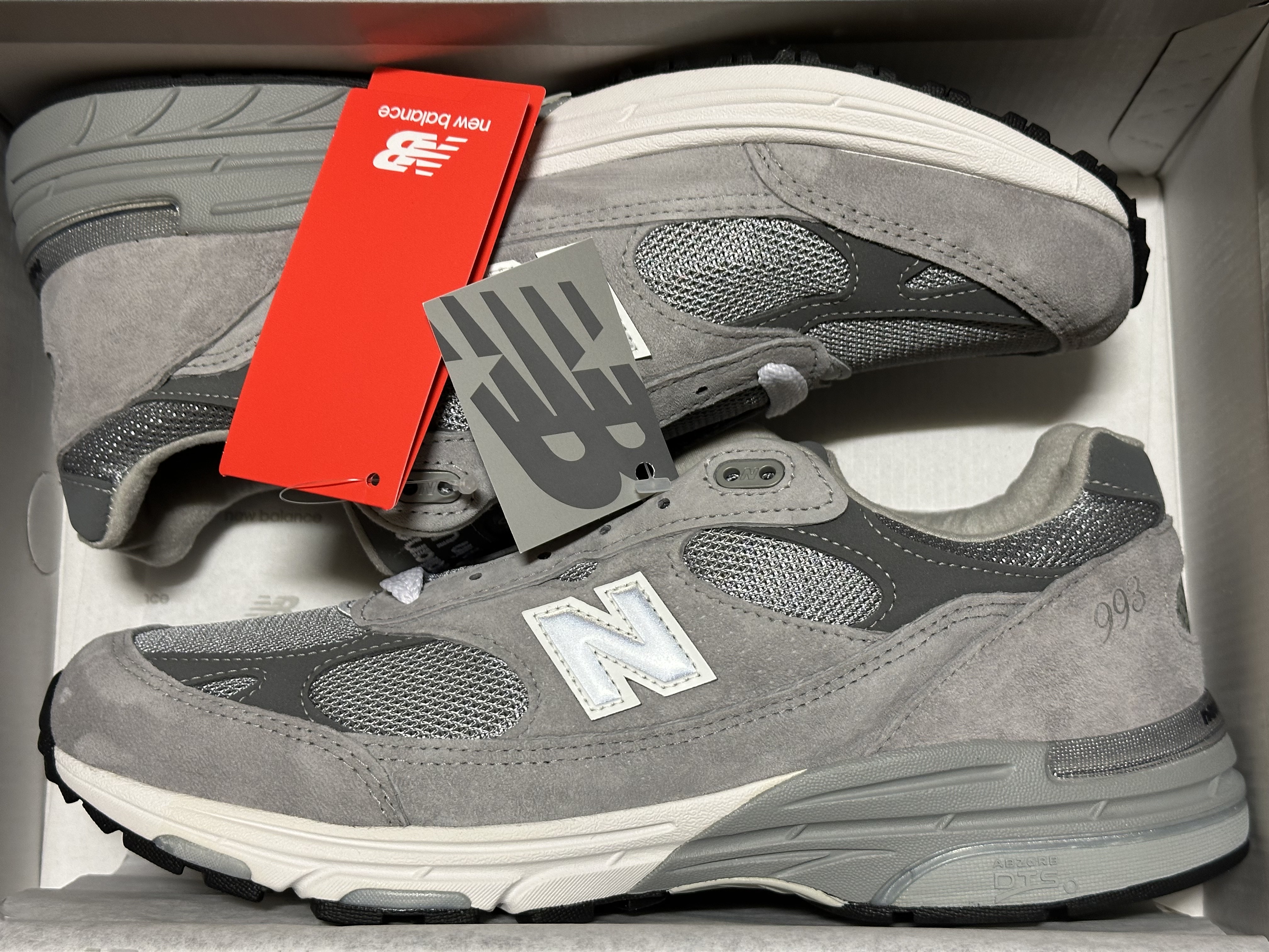 New Balance 993 Made in USA Grey - D Standard 착용 스타일 - 2