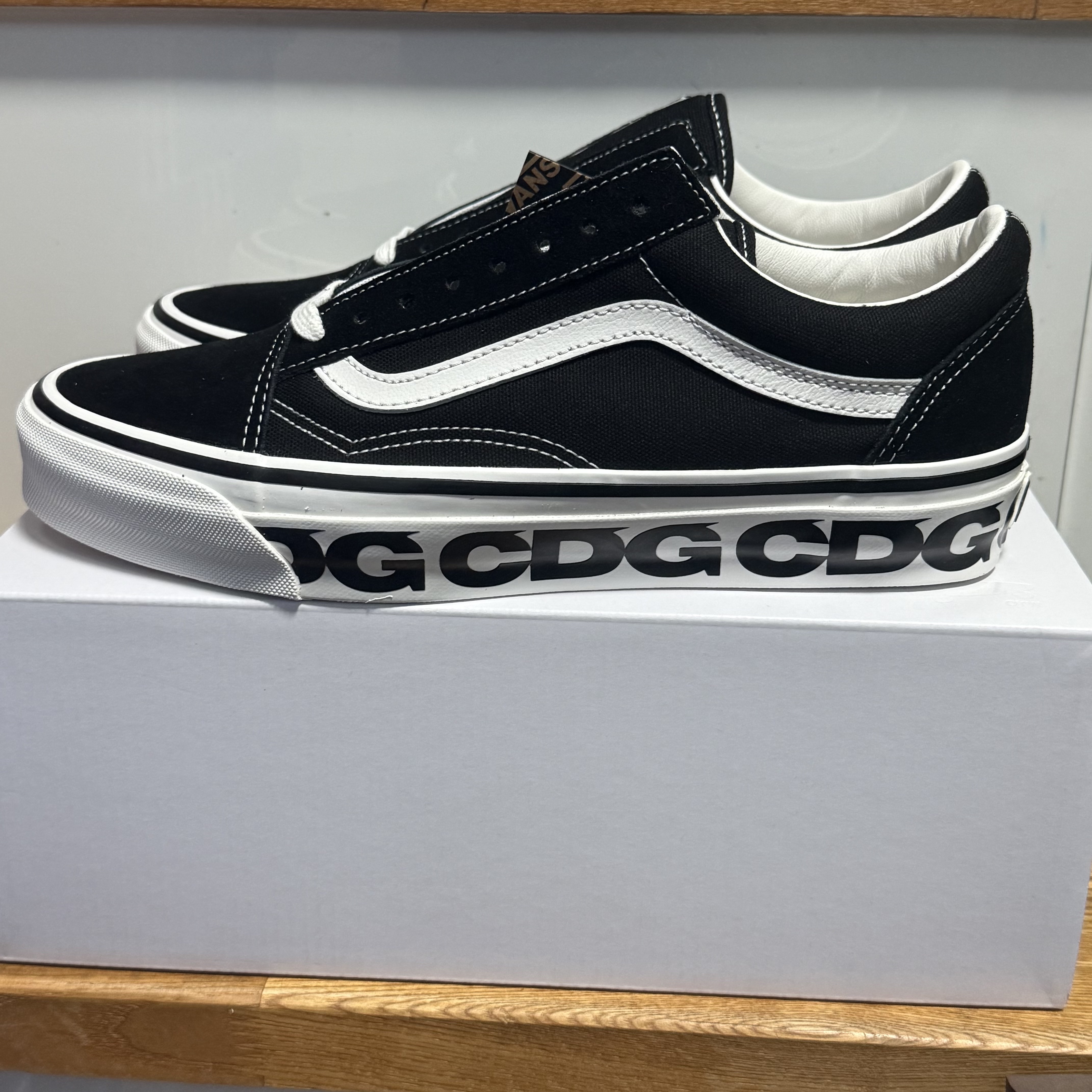 Vans x CDG OTW Old Skool Black 착용 스타일
