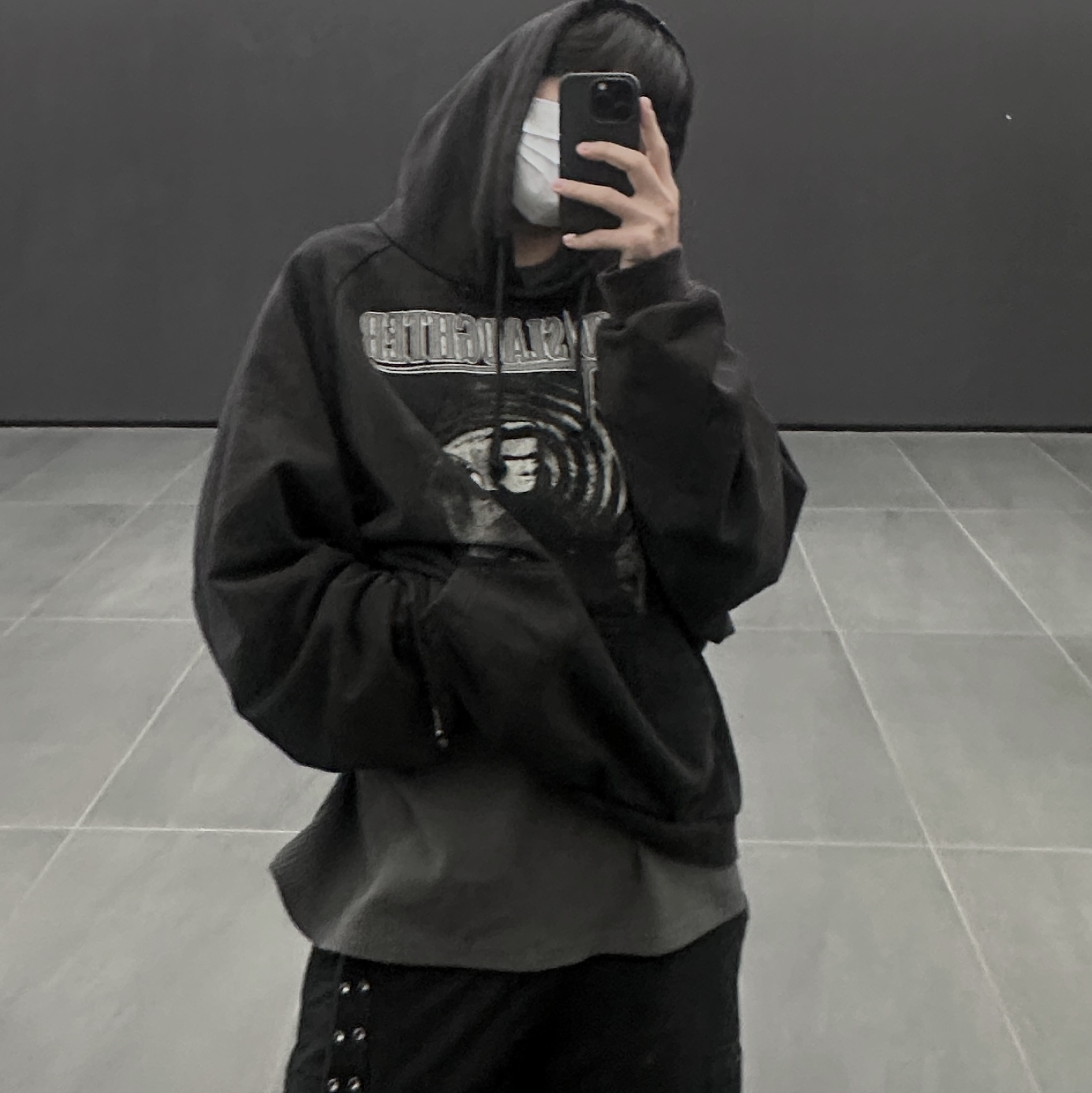 Project G/R Mind Slaughter Vintage Washeed Hoodie Black, Stussy Fuzzy Dice Keychain Teal 착용 스타일 - 3