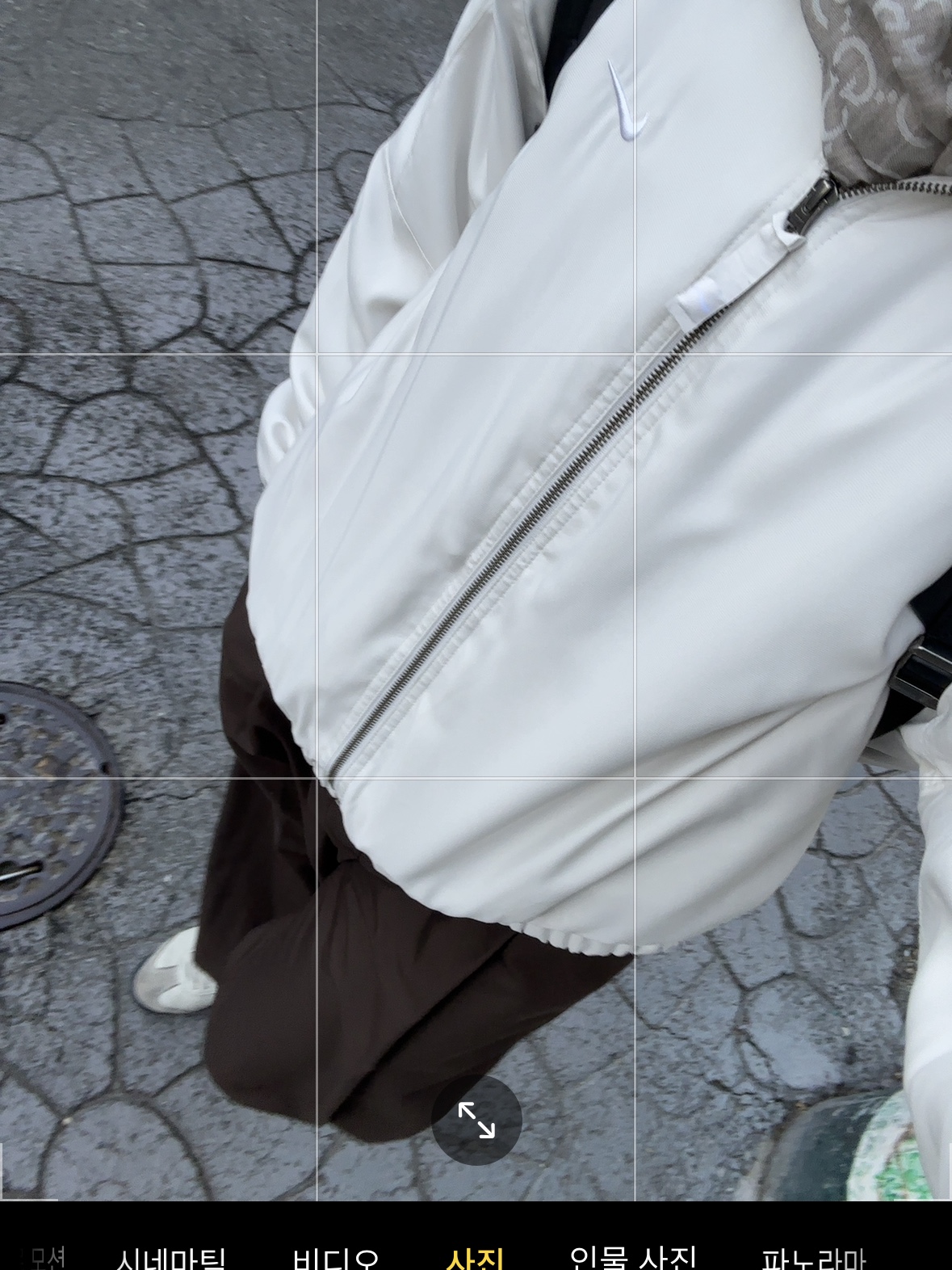 Nike NRG Solo Swoosh Woven Track Jacket Phantom White - Asia, Gucci GG Wool Silk Jacquard Scarf Beige 착용 스타일