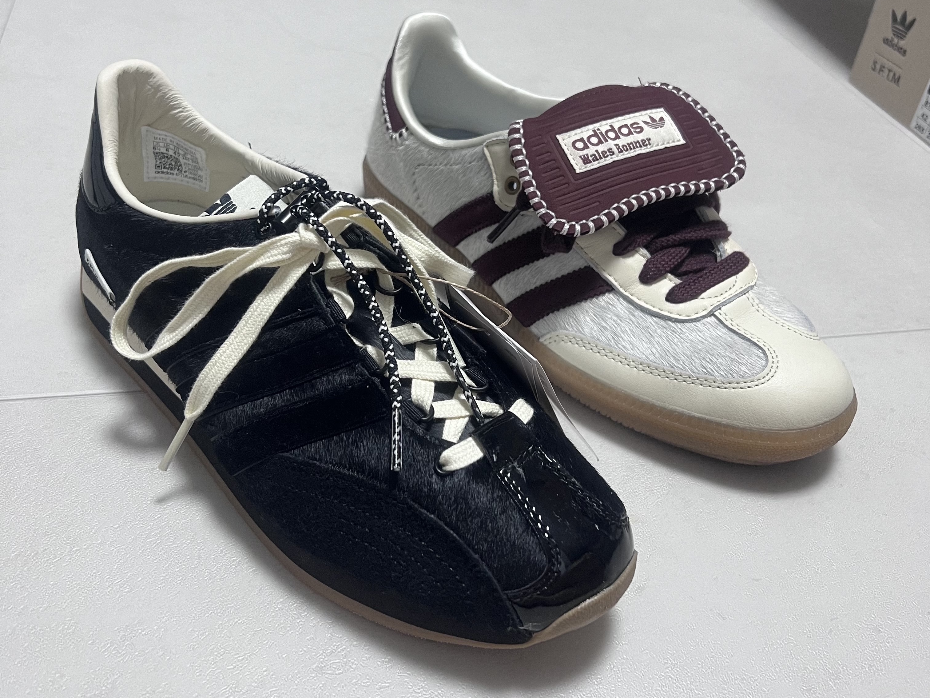 Adidas x Wales Bonner Pony Tonal Samba Cream White Mystery Brown, Adidas x Song for the Mute Country OG Core Black Cream White 착용 스타일