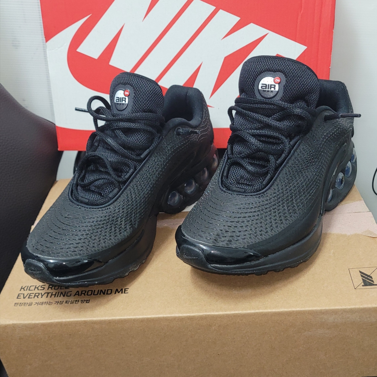 Nike Air Max Dn Black Grey 착용 스타일