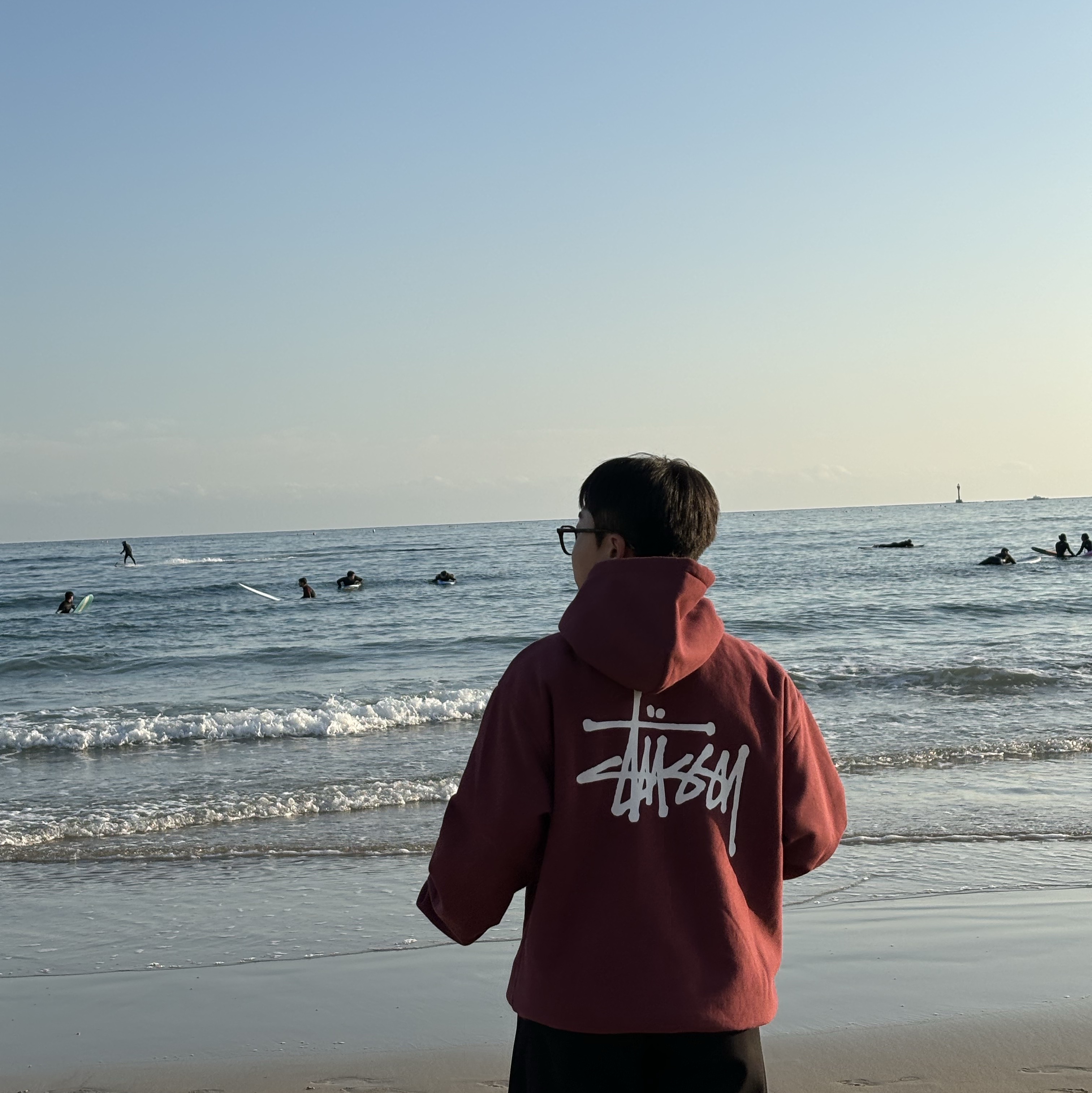Stussy Basic Stussy Hoodie Oxblood 2024 착용 스타일 - 2
