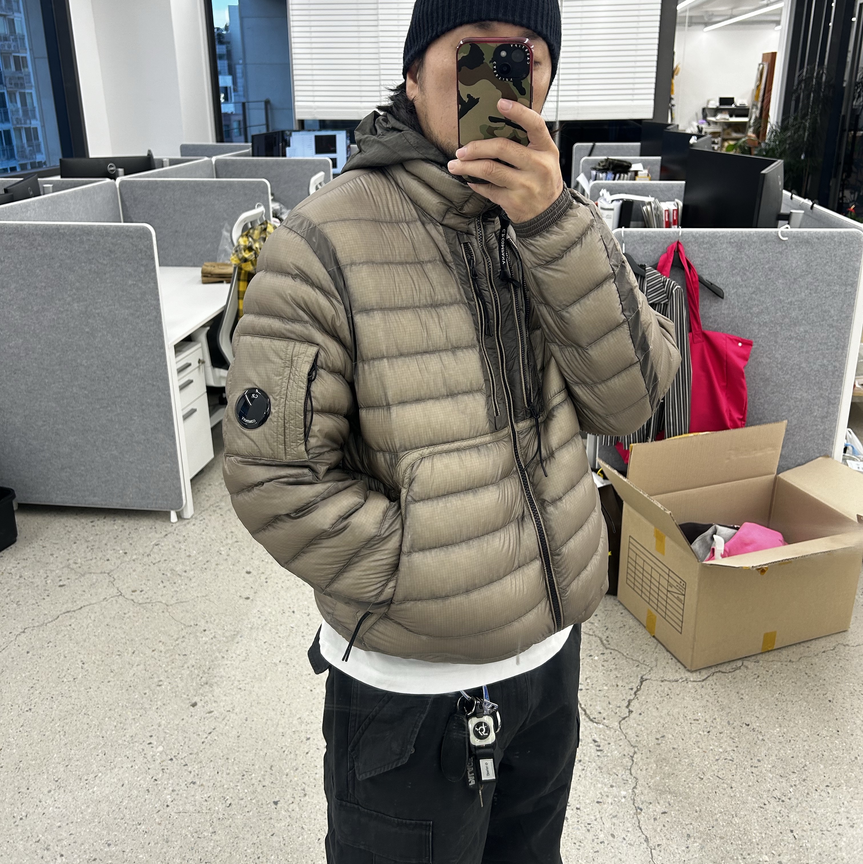 C.P. Company D.D. Shell Collar Zip Down Jacket Vintage Khaki Beige - 24FW 착용 스타일 - 5
